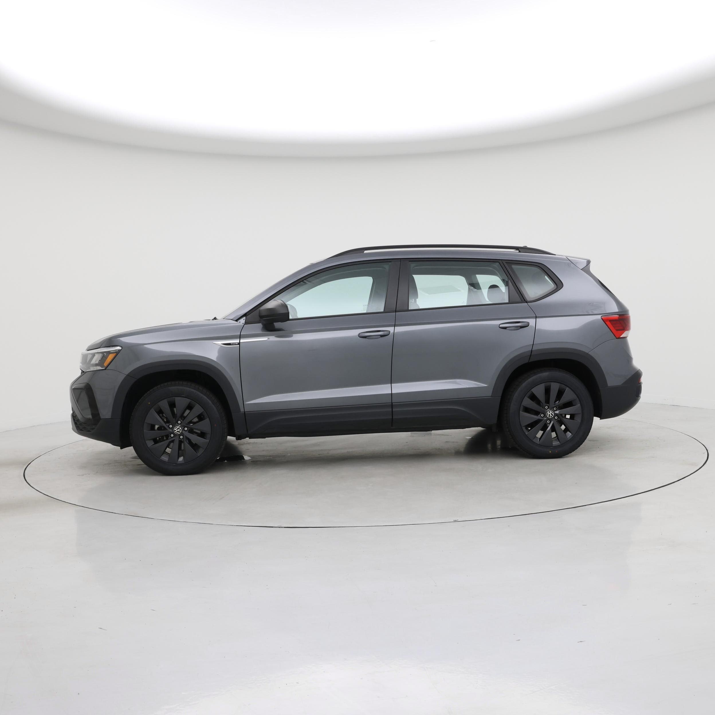 Thumbnail: 2022 Volkswagen Taos - 3