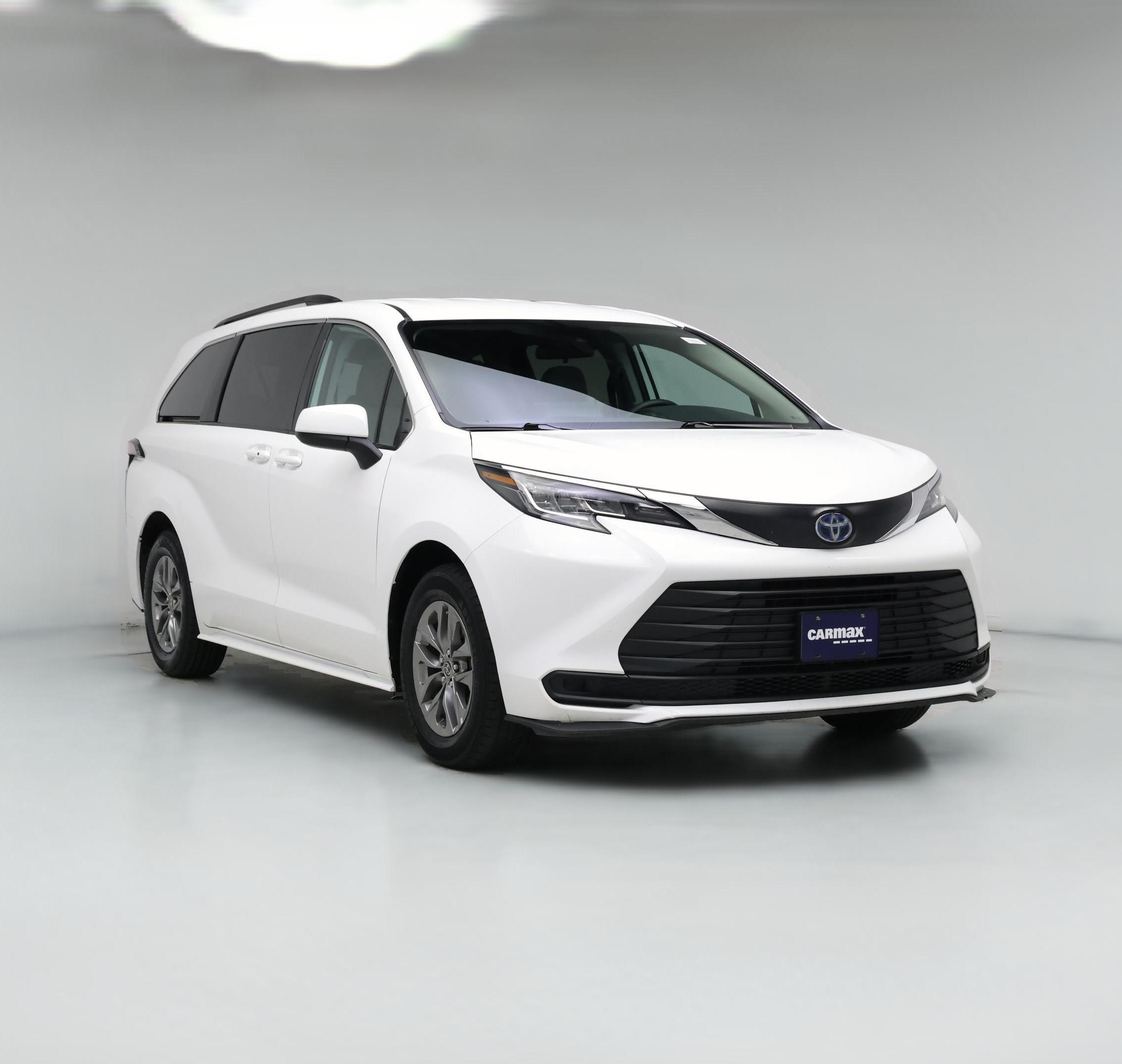 Thumbnail: 2023 Toyota Sienna - 1