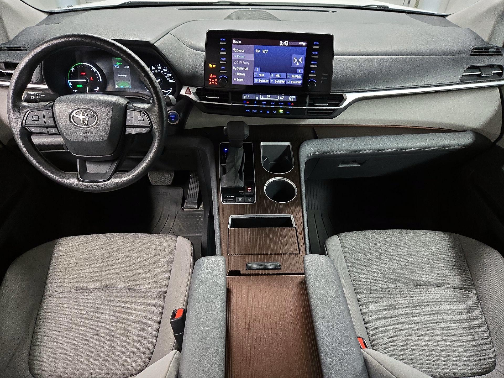 Thumbnail: 2023 Toyota Sienna - 9