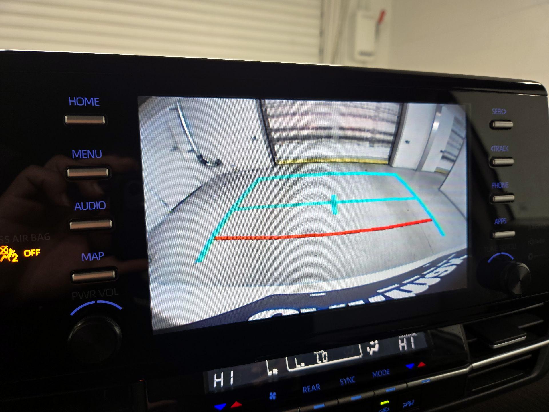 Thumbnail: 2023 Toyota Sienna - 14