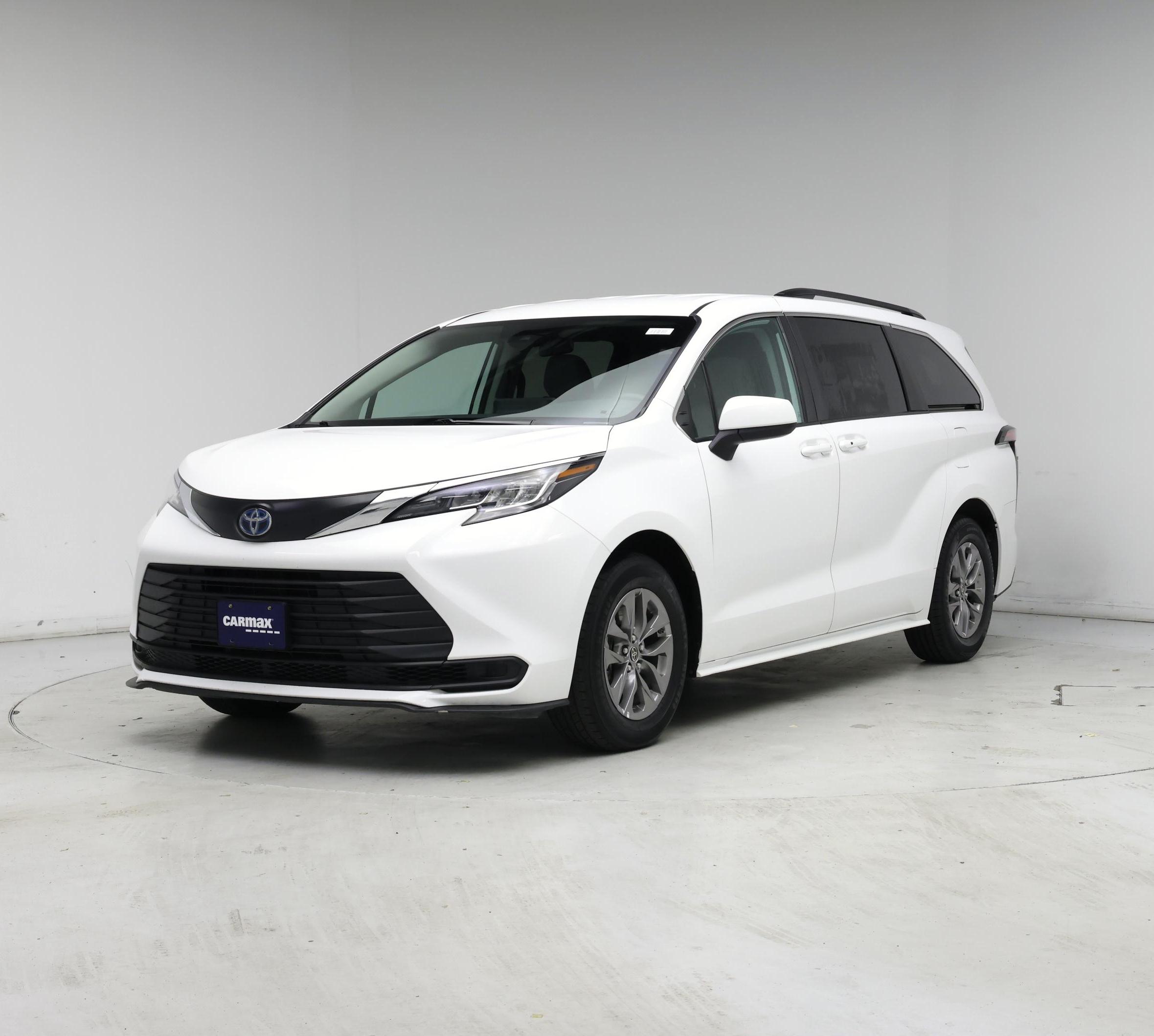 Thumbnail: 2023 Toyota Sienna - 4