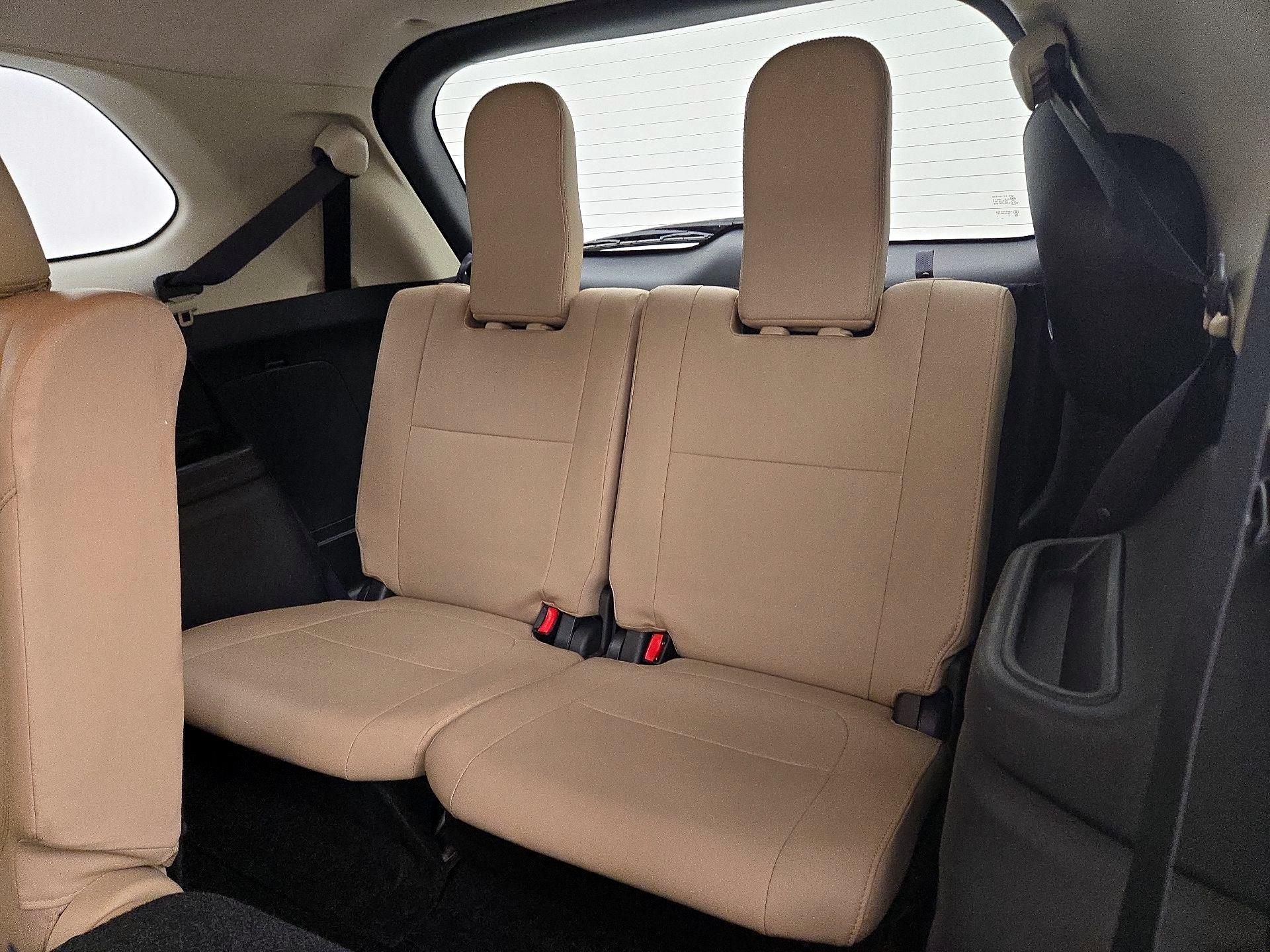 Thumbnail: 2020 Mitsubishi Outlander - 20