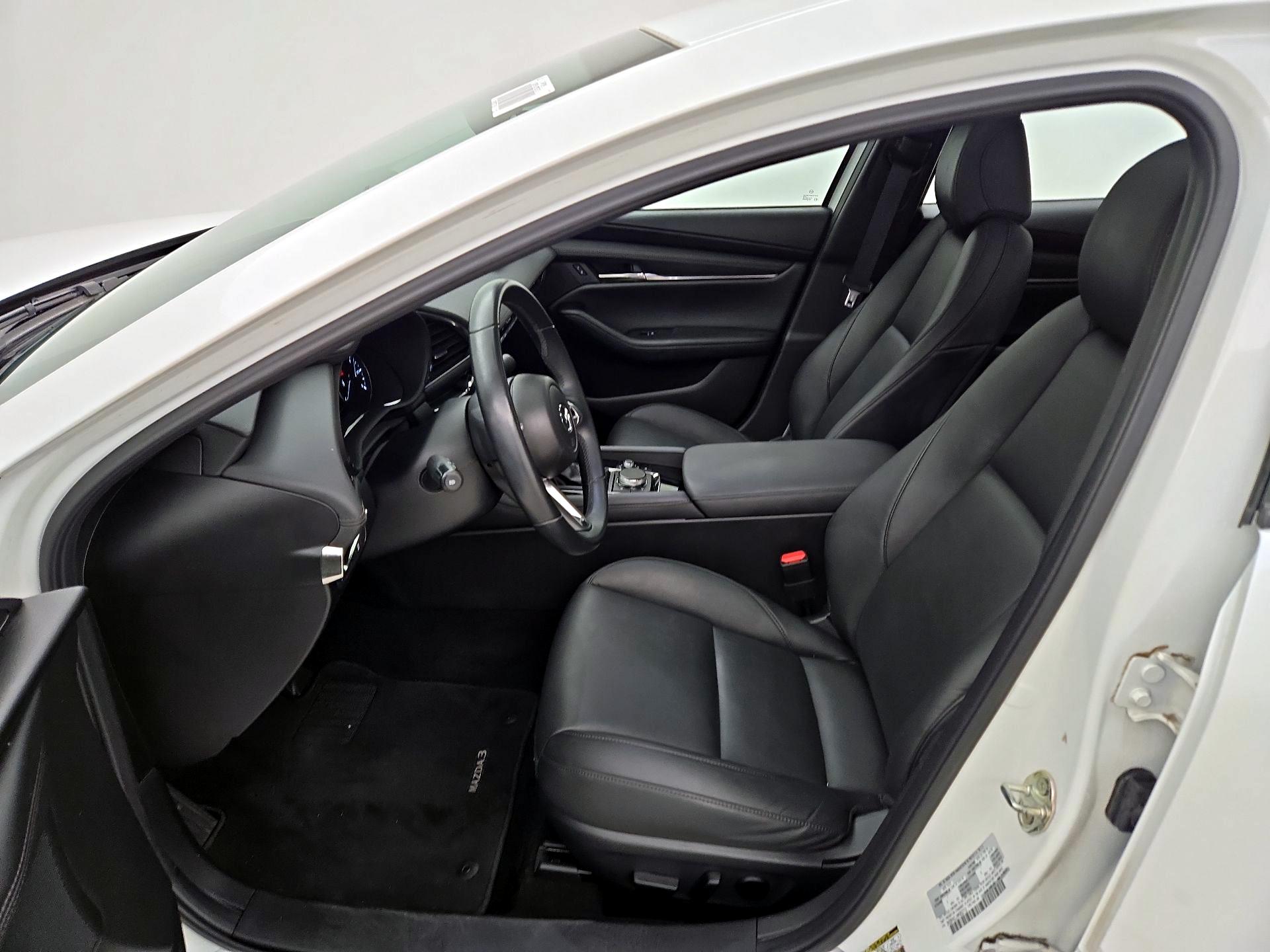 Thumbnail: 2021 Mazda Mazda3 - 11