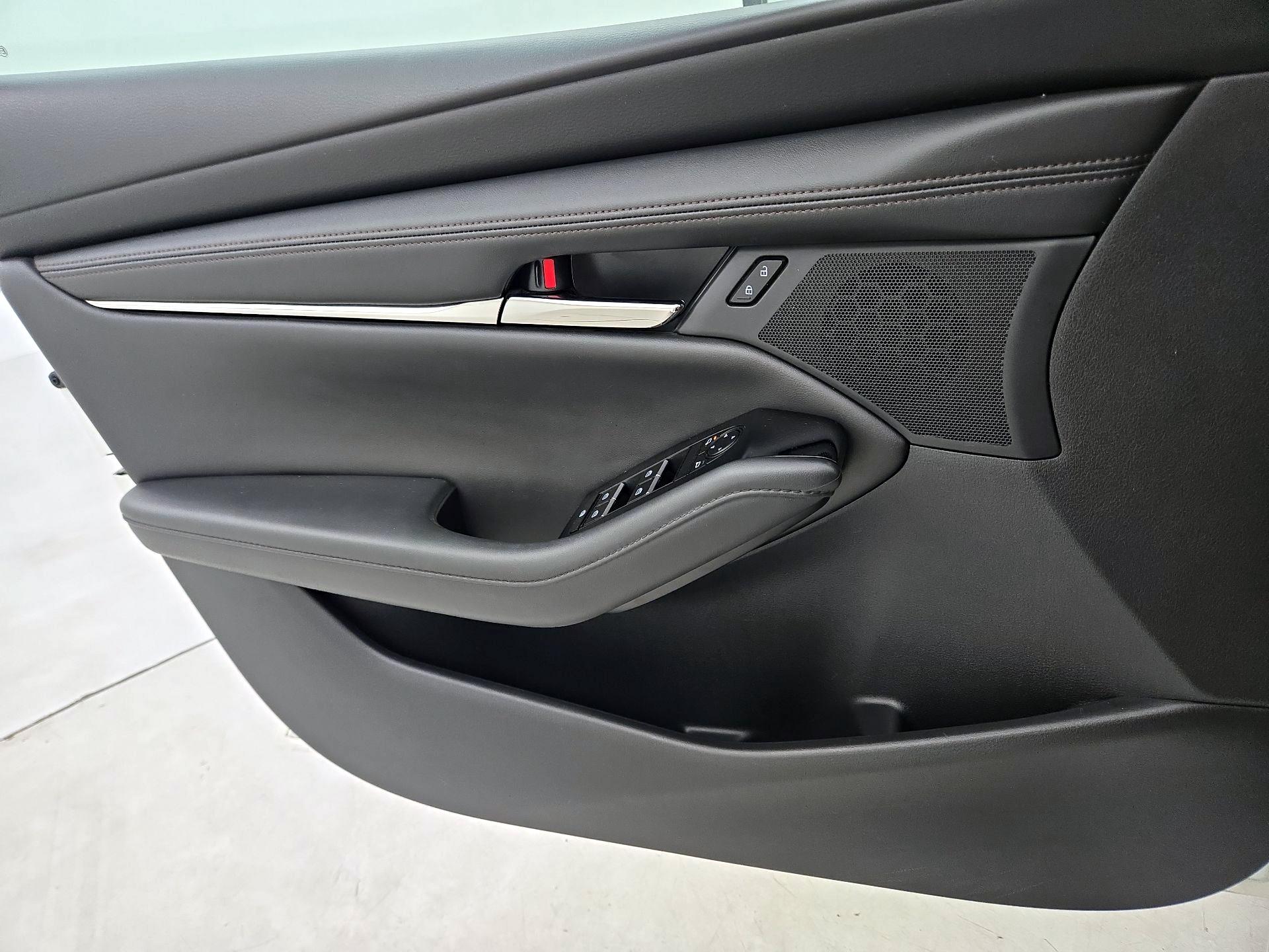 Thumbnail: 2021 Mazda Mazda3 - 12