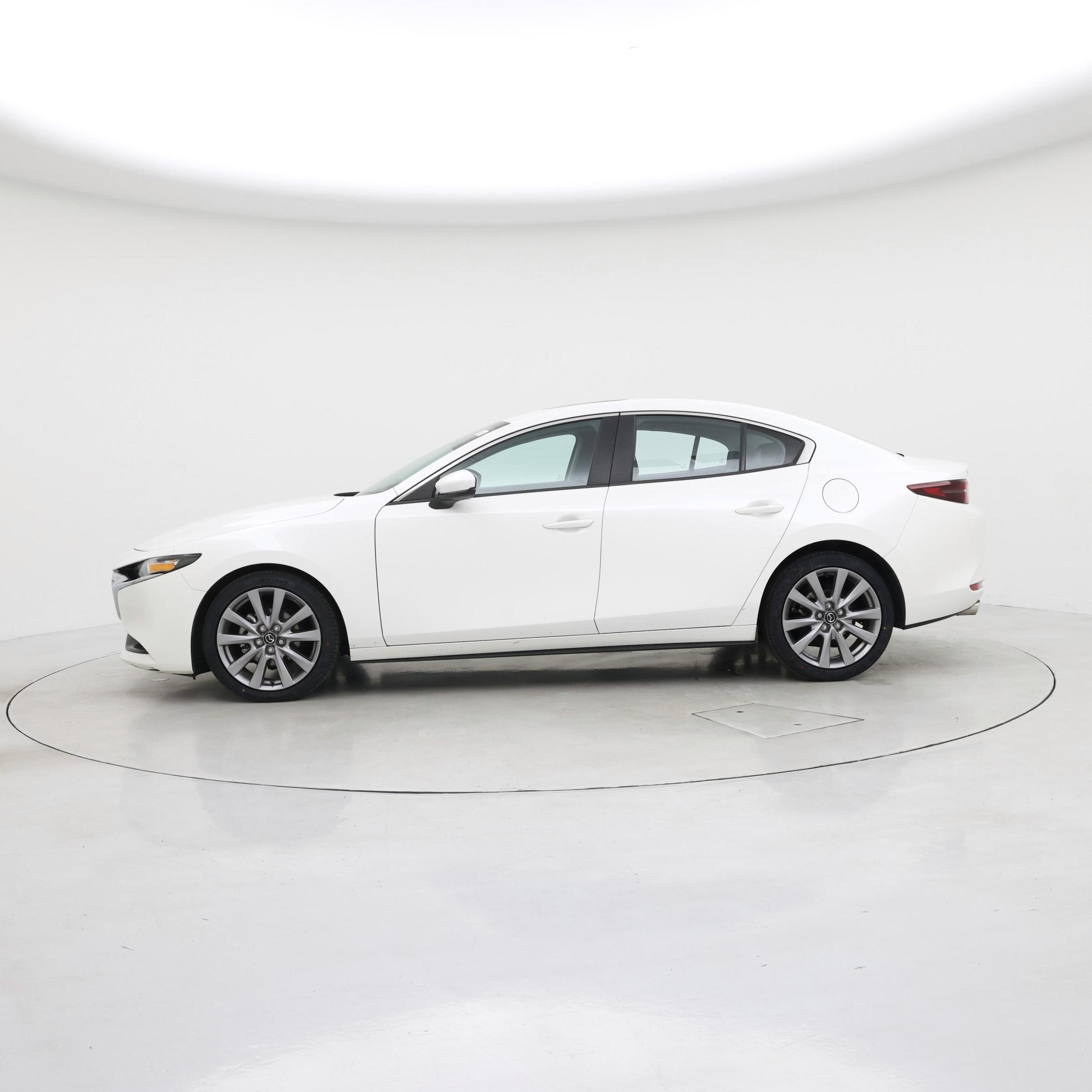 Thumbnail: 2021 Mazda Mazda3 - 3