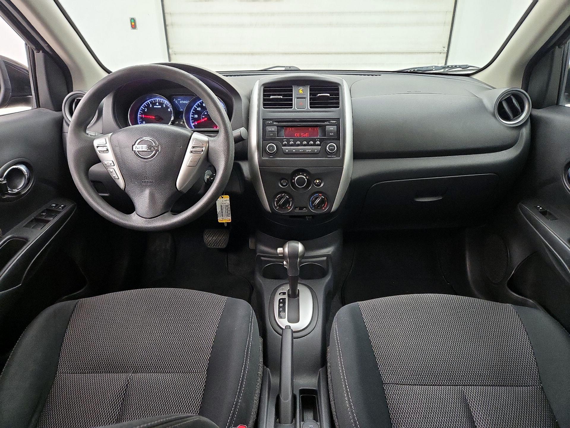 Thumbnail: 2016 Nissan Versa - 9