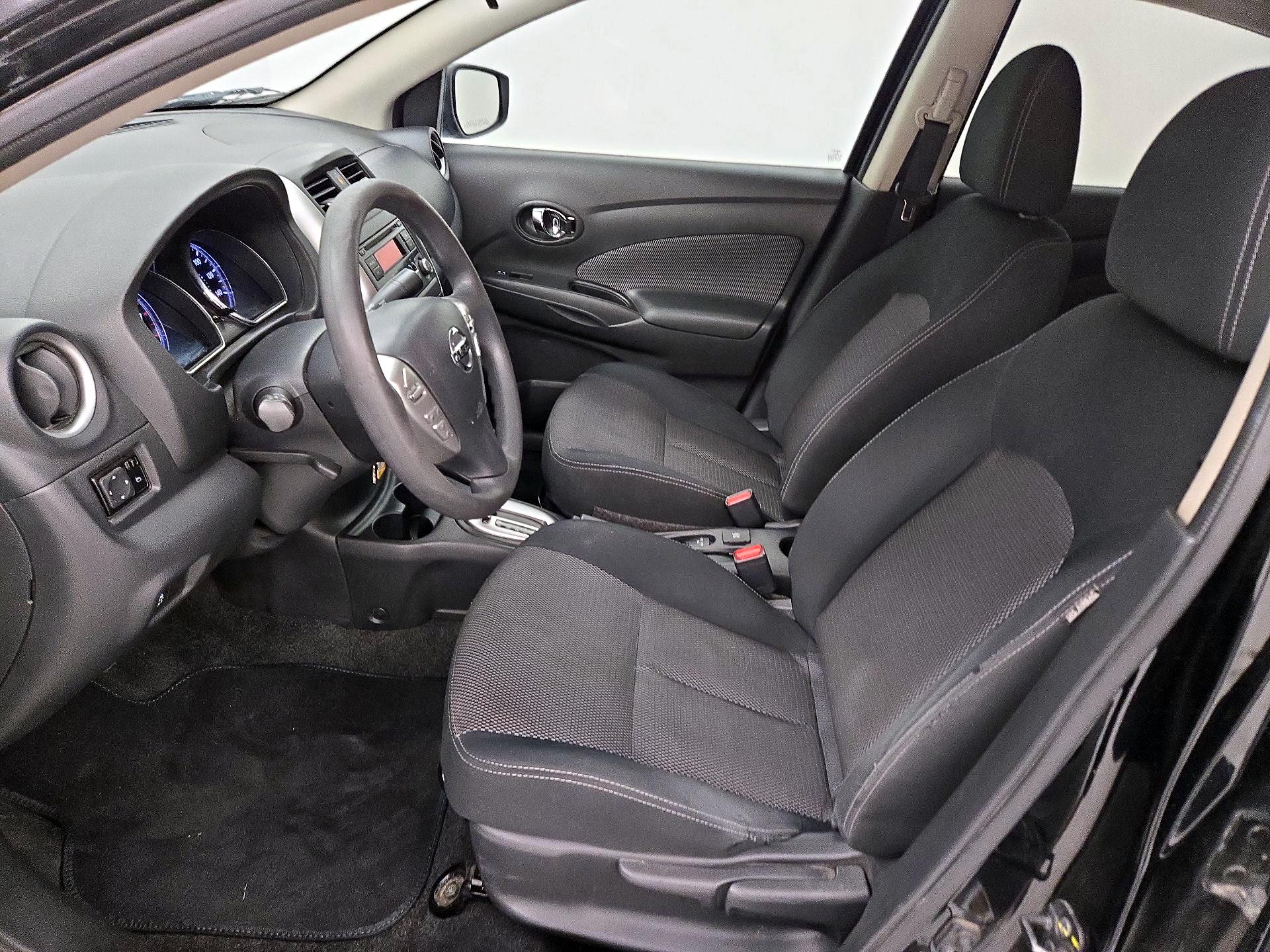 Thumbnail: 2016 Nissan Versa - 11