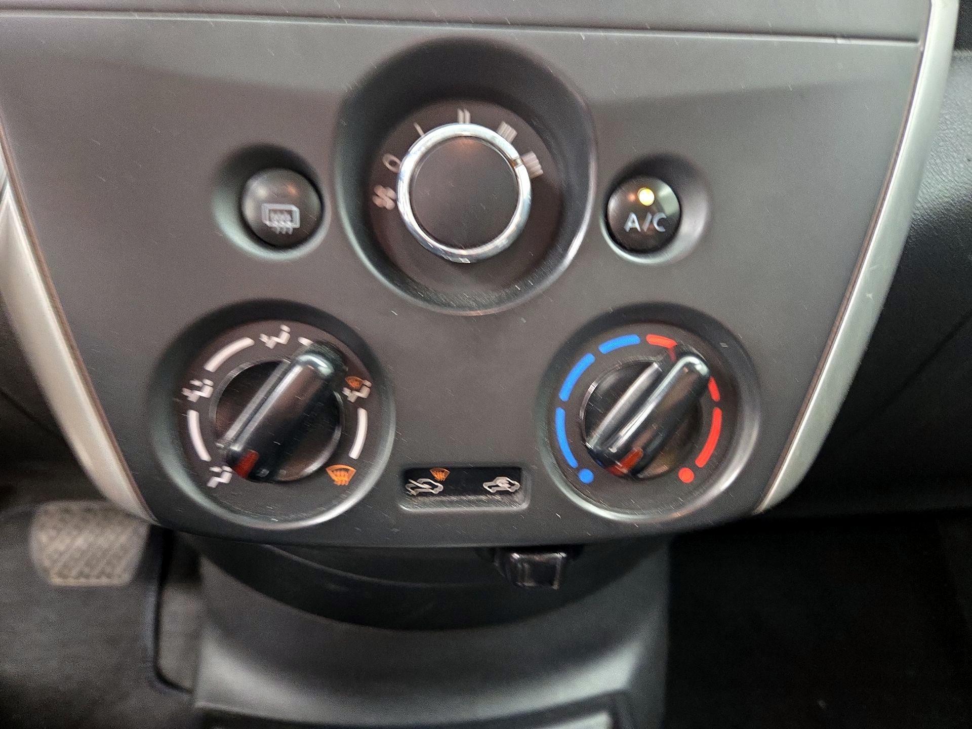 Thumbnail: 2016 Nissan Versa - 15
