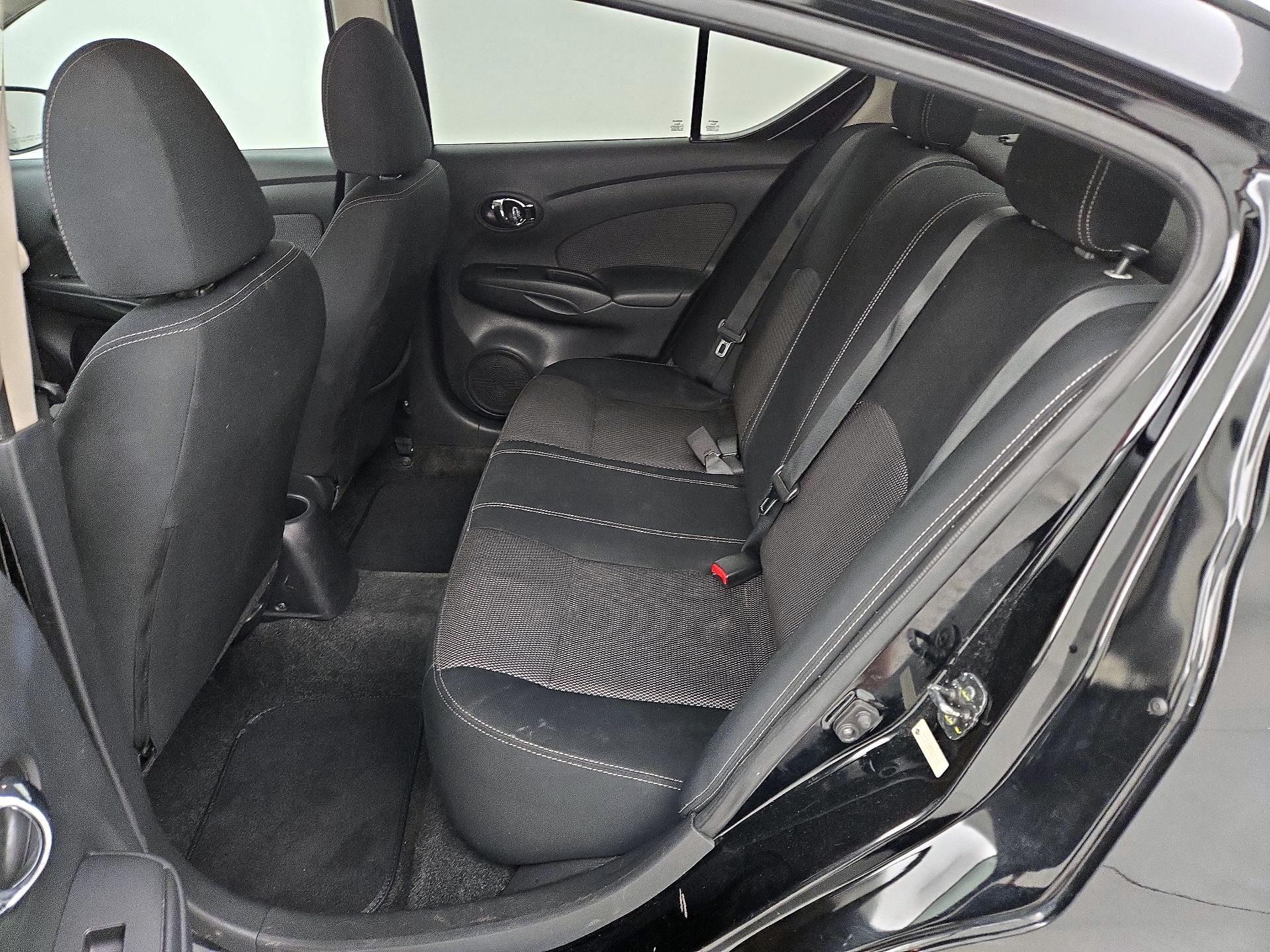 Thumbnail: 2016 Nissan Versa - 18