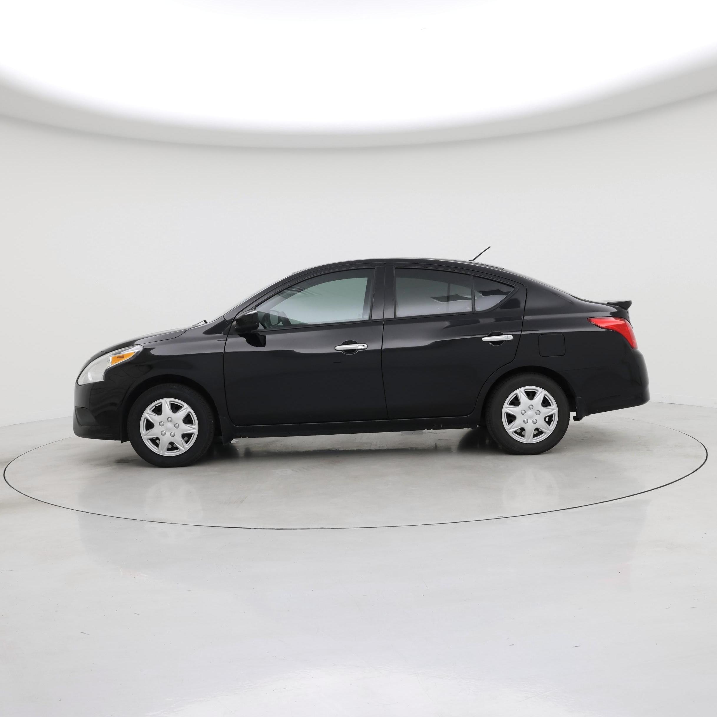 Thumbnail: 2016 Nissan Versa - 3