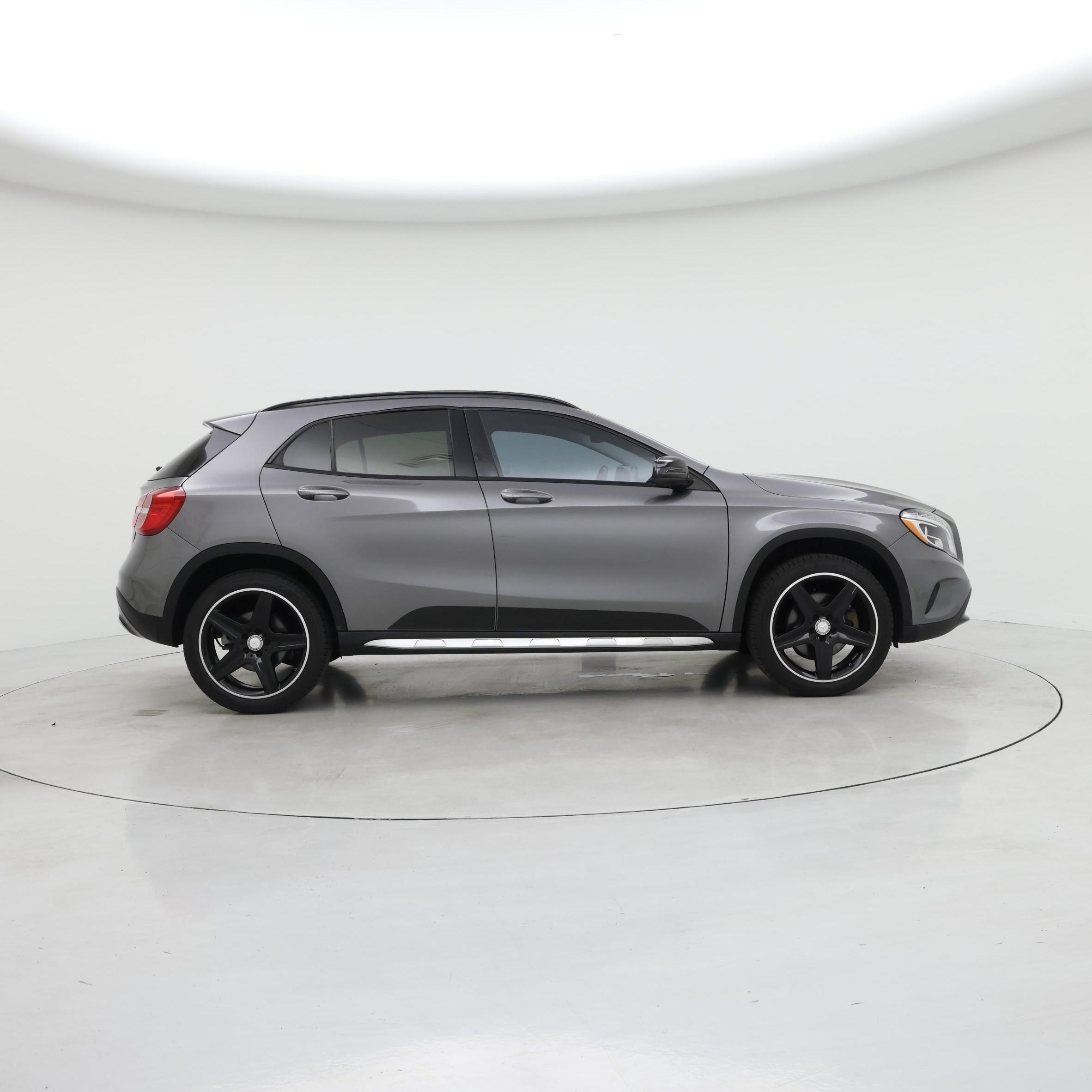 Thumbnail: 2017 Mercedes-Benz GLA - 7