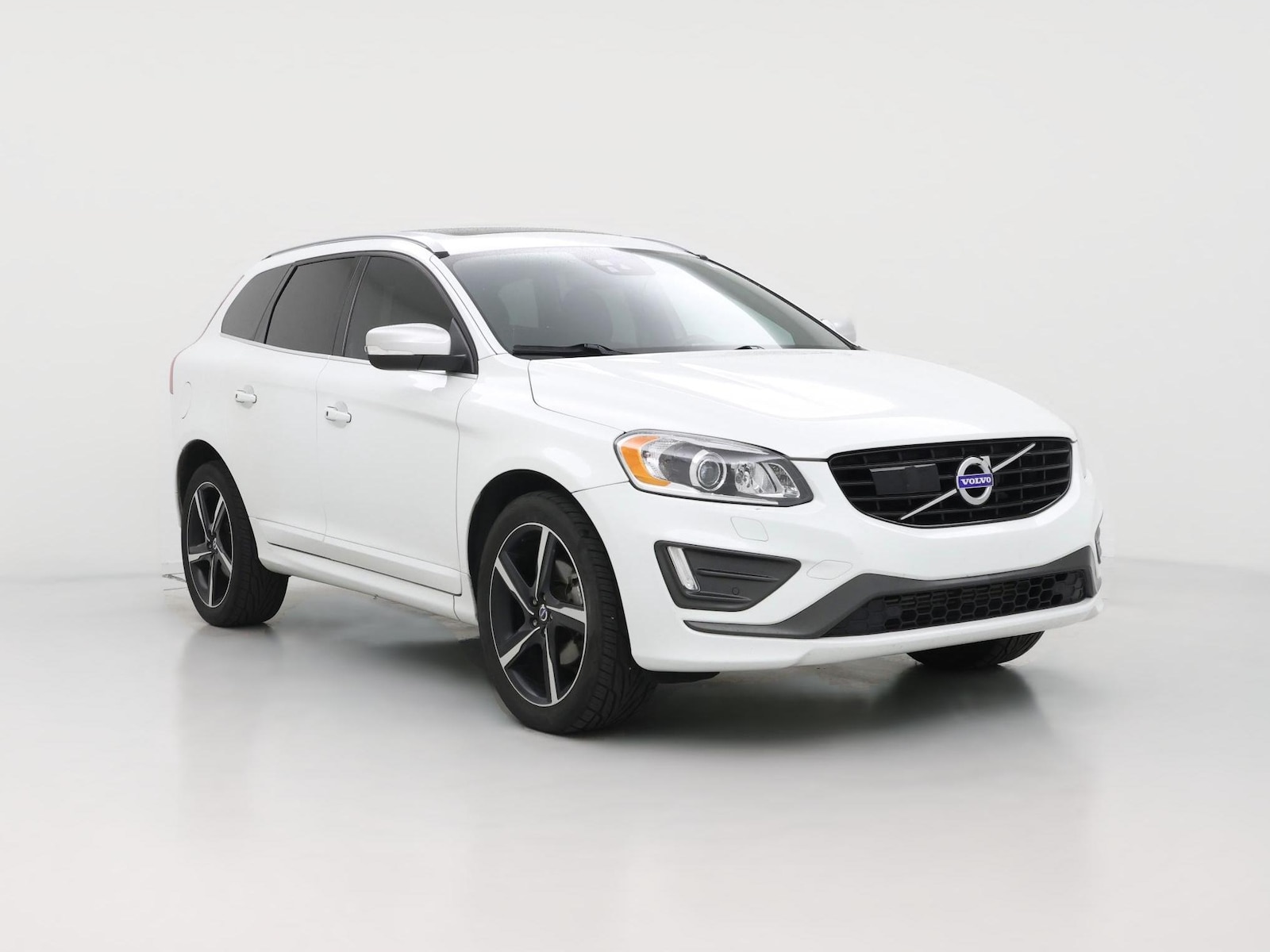 2016 Volvo XC60 T6 R-Design Platinum
