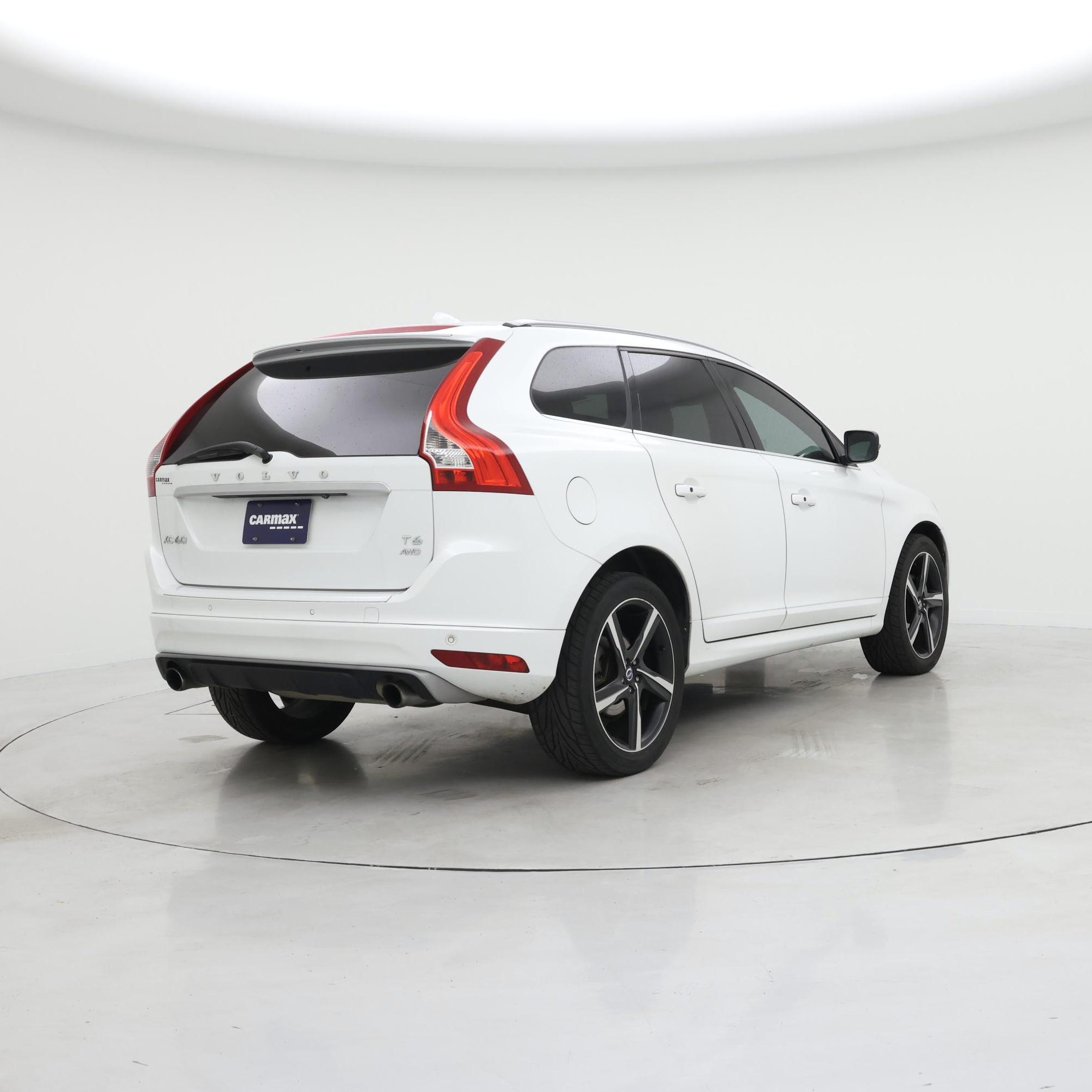 Thumbnail: 2016 Volvo XC60 - 8