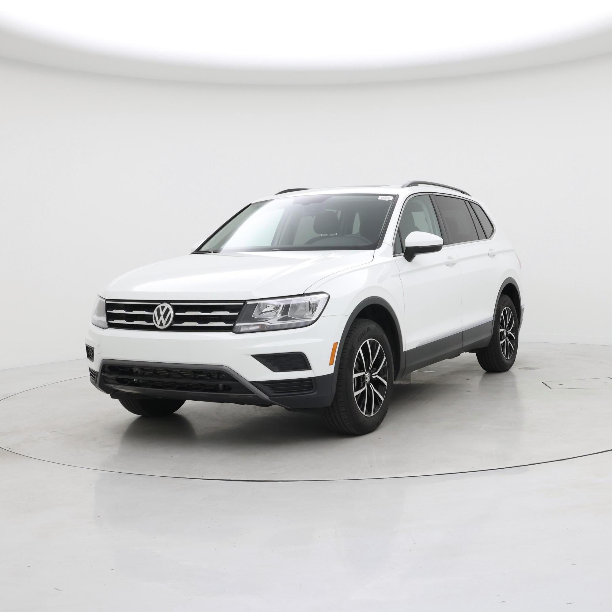 Thumbnail: 2021 Volkswagen Tiguan - 4