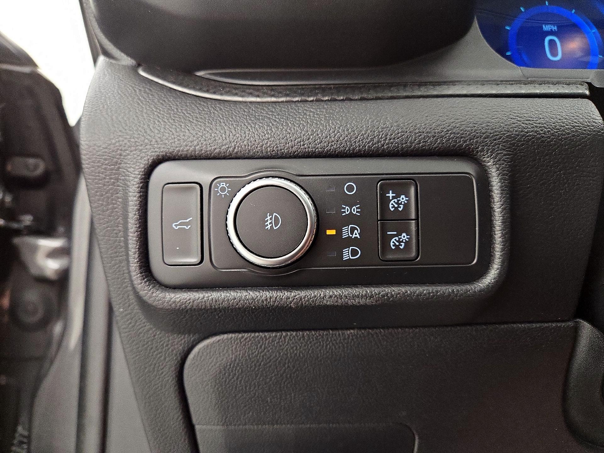 Thumbnail: 2020 Ford Explorer - 13