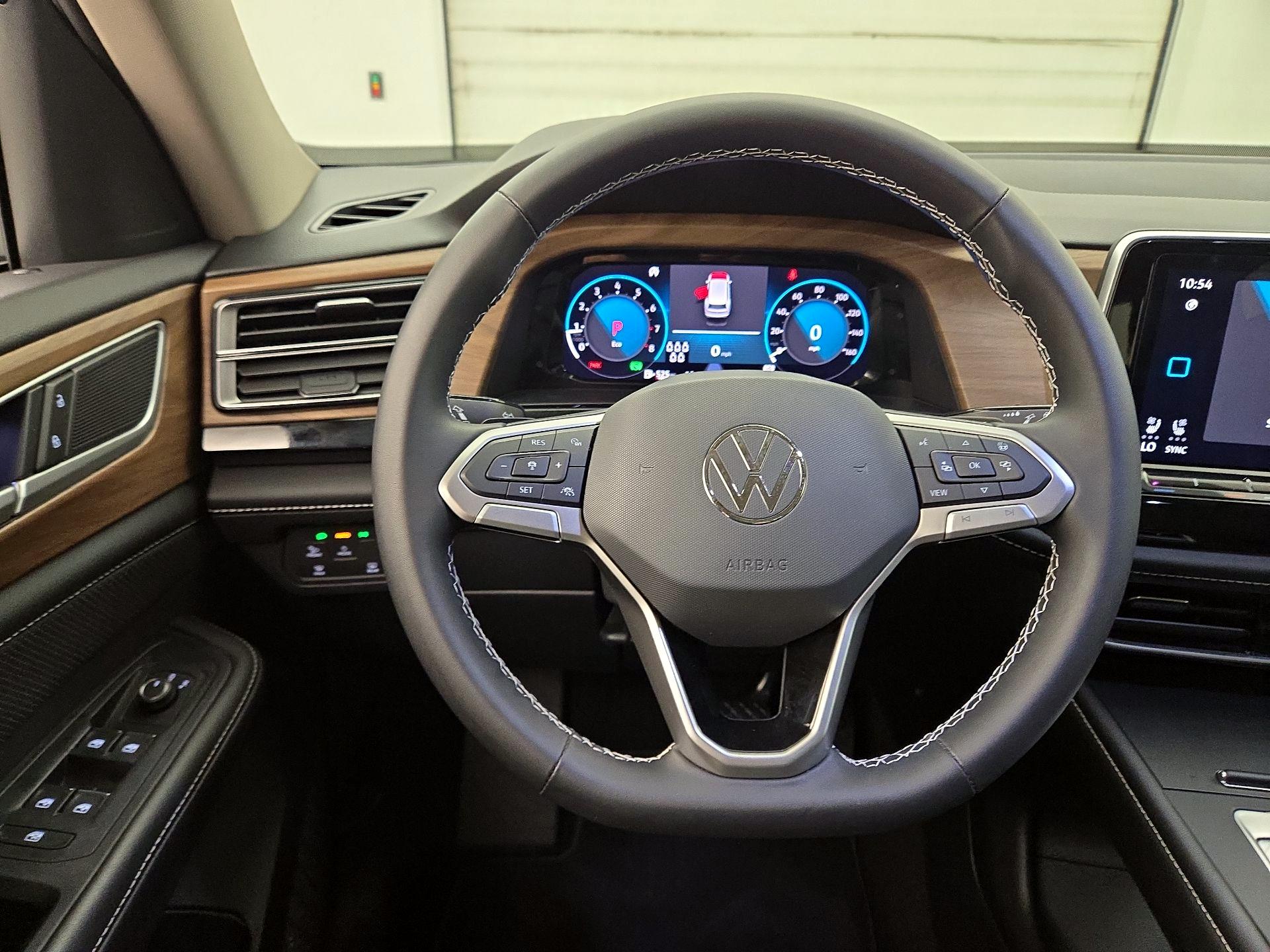 Thumbnail: 2024 Volkswagen Atlas - 10