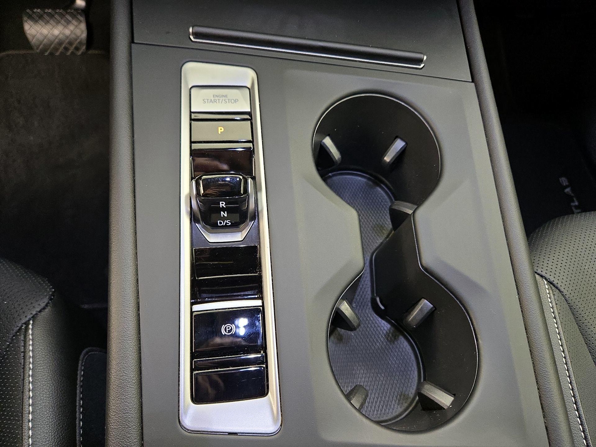 Thumbnail: 2024 Volkswagen Atlas - 17