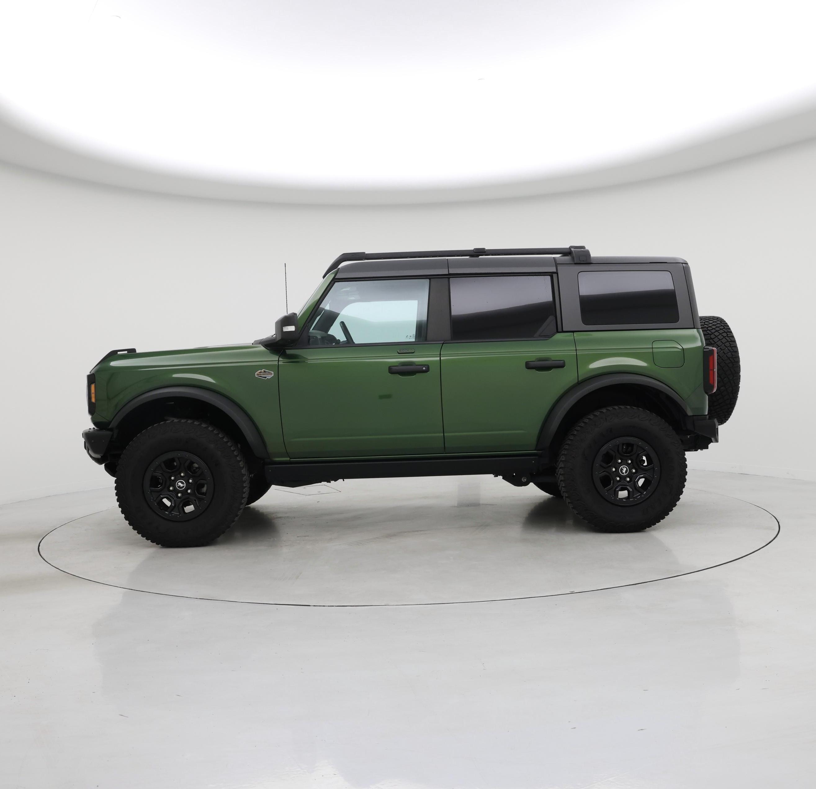 Thumbnail: 2023 Ford Bronco - 3