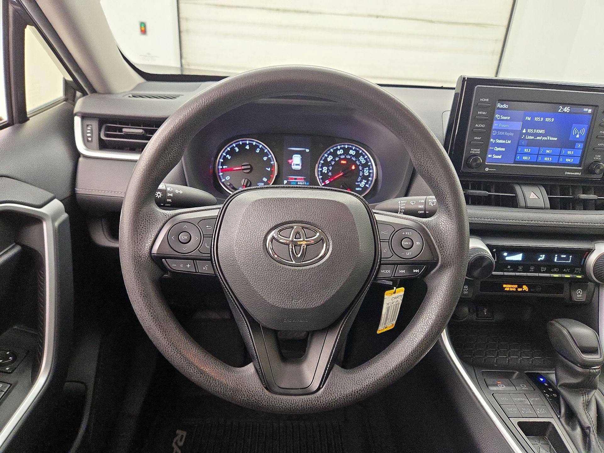 Thumbnail: 2020 Toyota RAV4 - 10