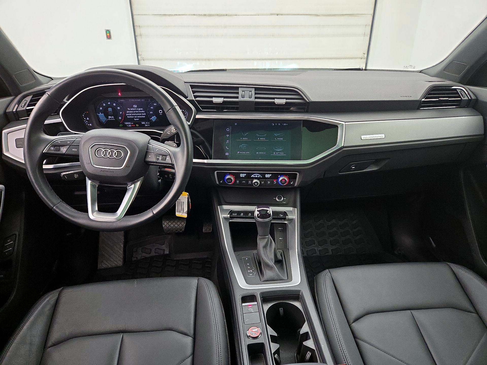 Thumbnail: 2022 Audi Q3 - 9