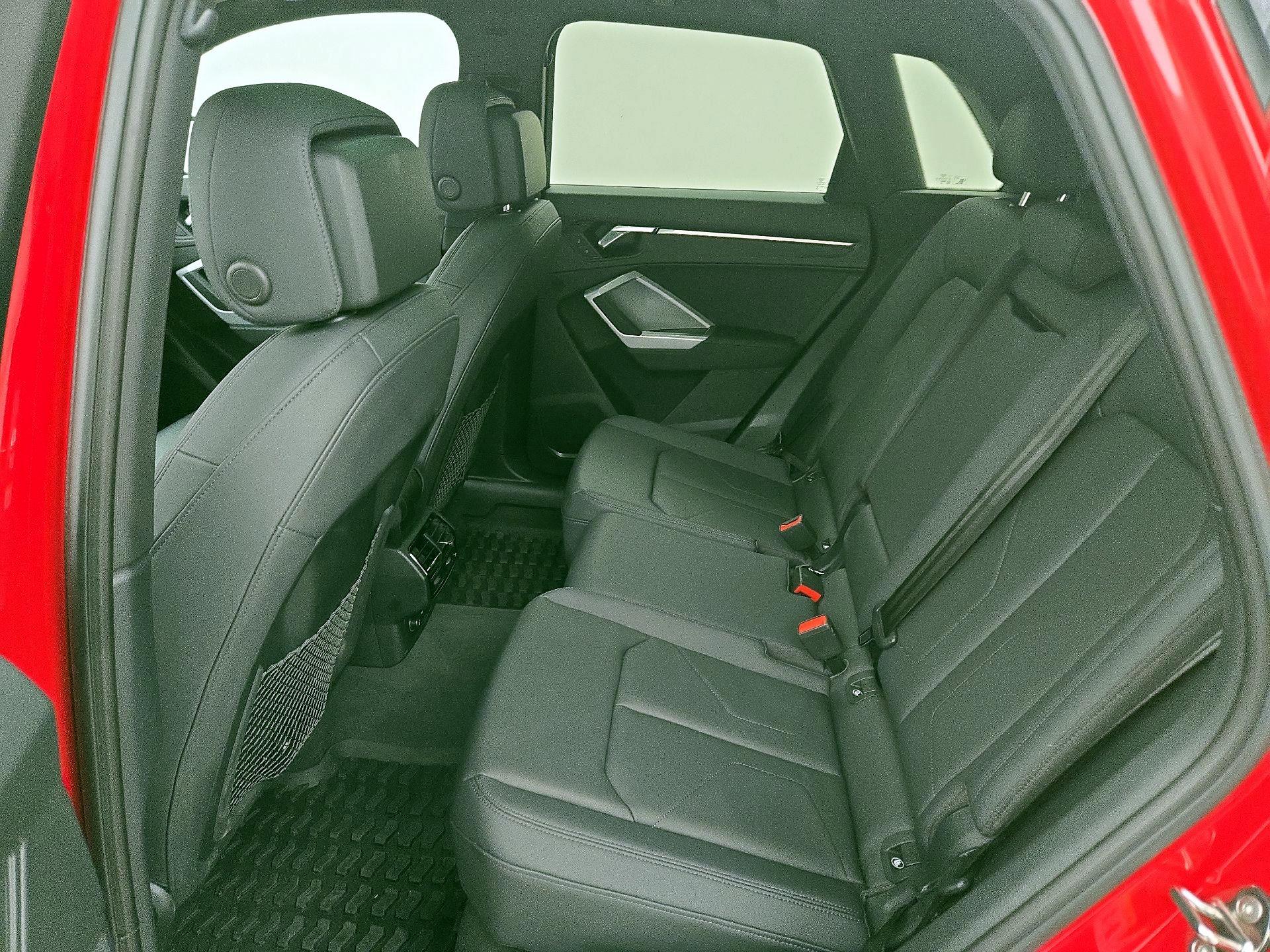 Thumbnail: 2022 Audi Q3 - 20
