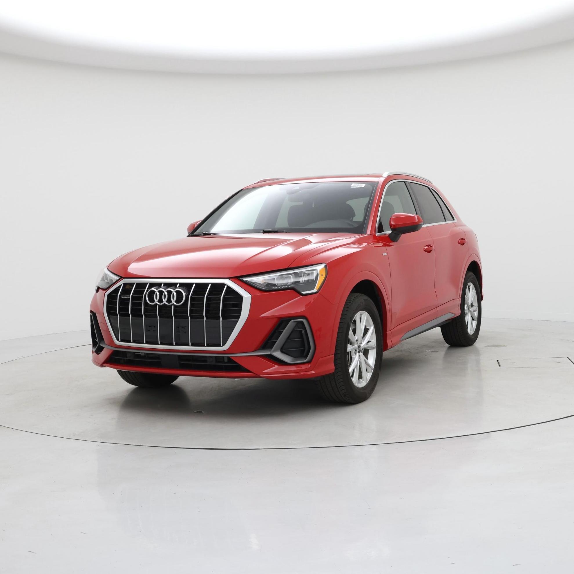 Thumbnail: 2022 Audi Q3 - 4