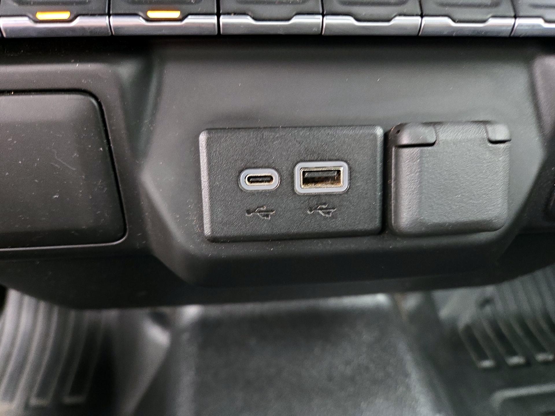 Thumbnail: 2023 Chevrolet Silverado 1500 - 18