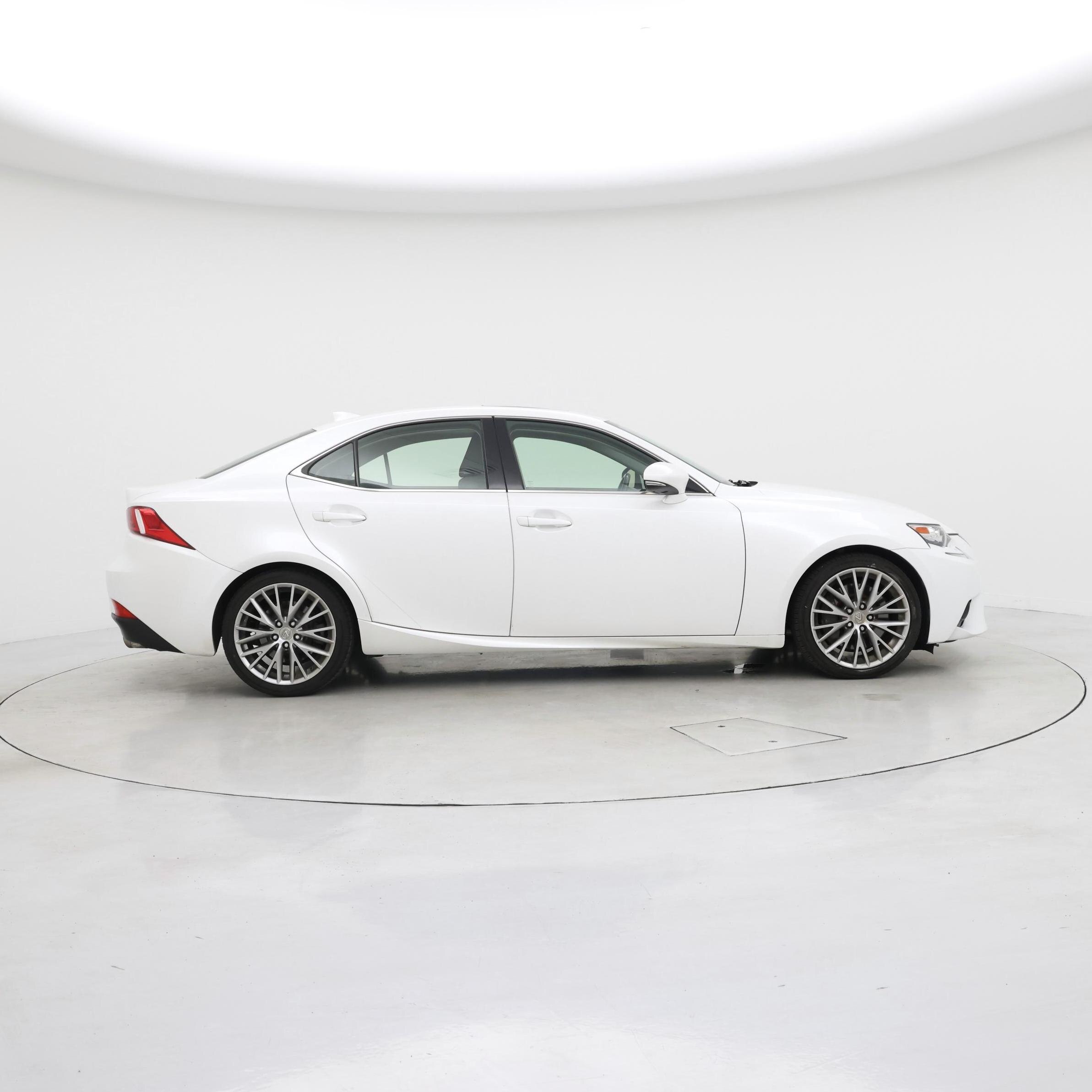 Thumbnail: 2016 Lexus IS - 7
