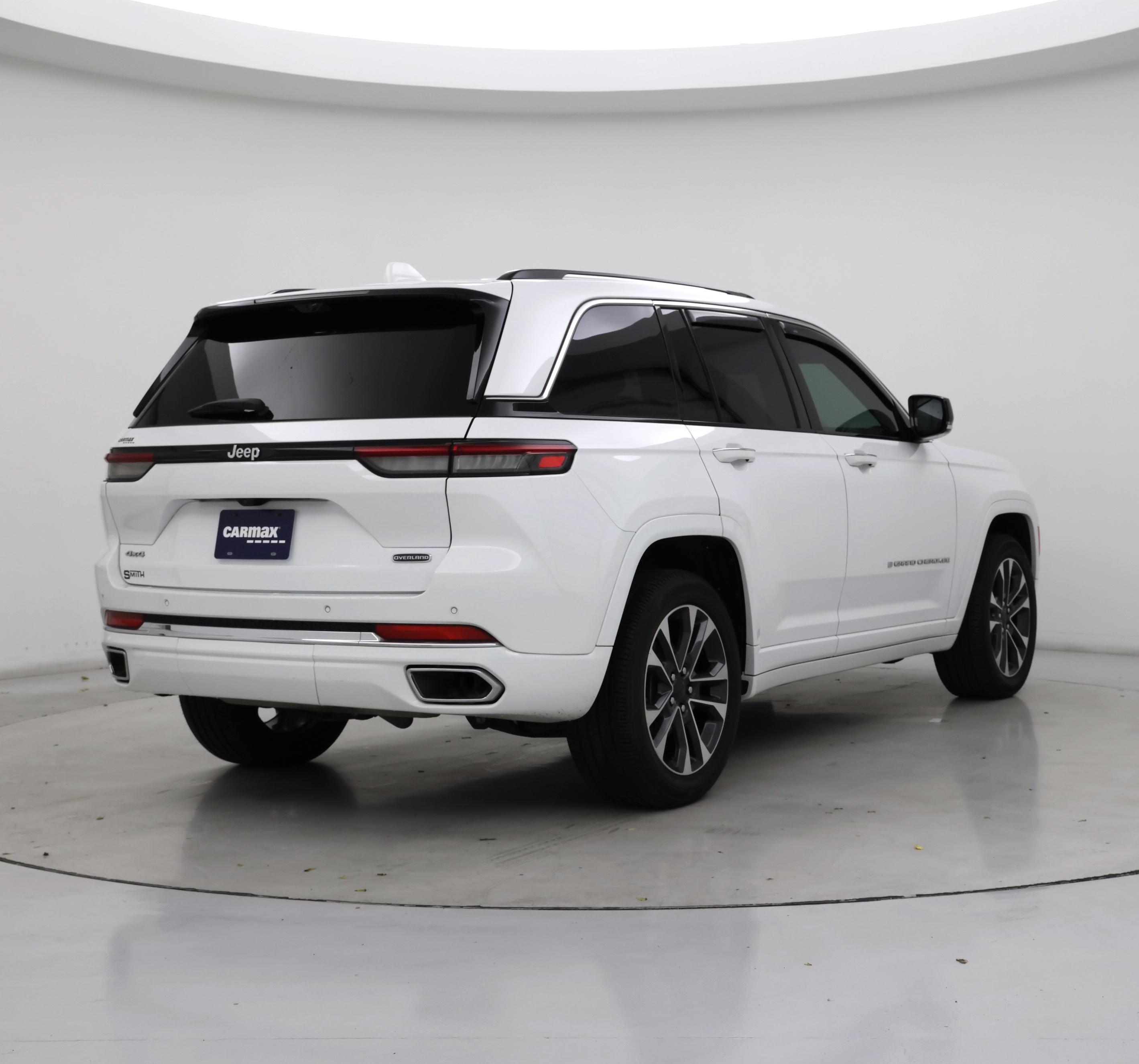 Thumbnail: 2022 Jeep Grand Cherokee - 8