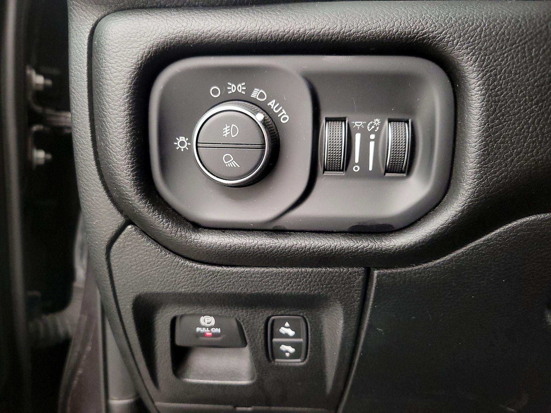 Thumbnail: 2024 RAM 1500 - 13