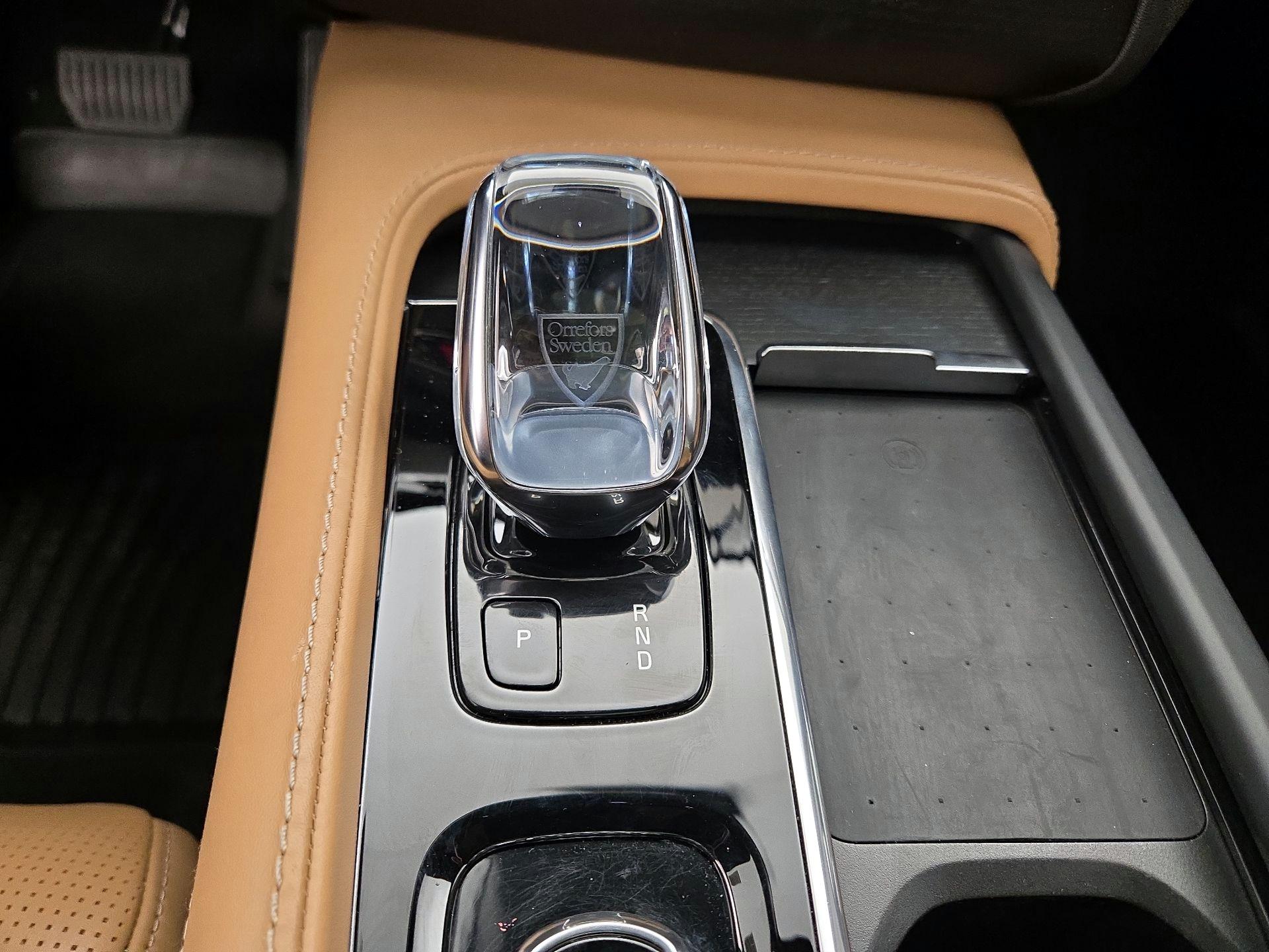 Thumbnail: 2021 Volvo XC90 - 18