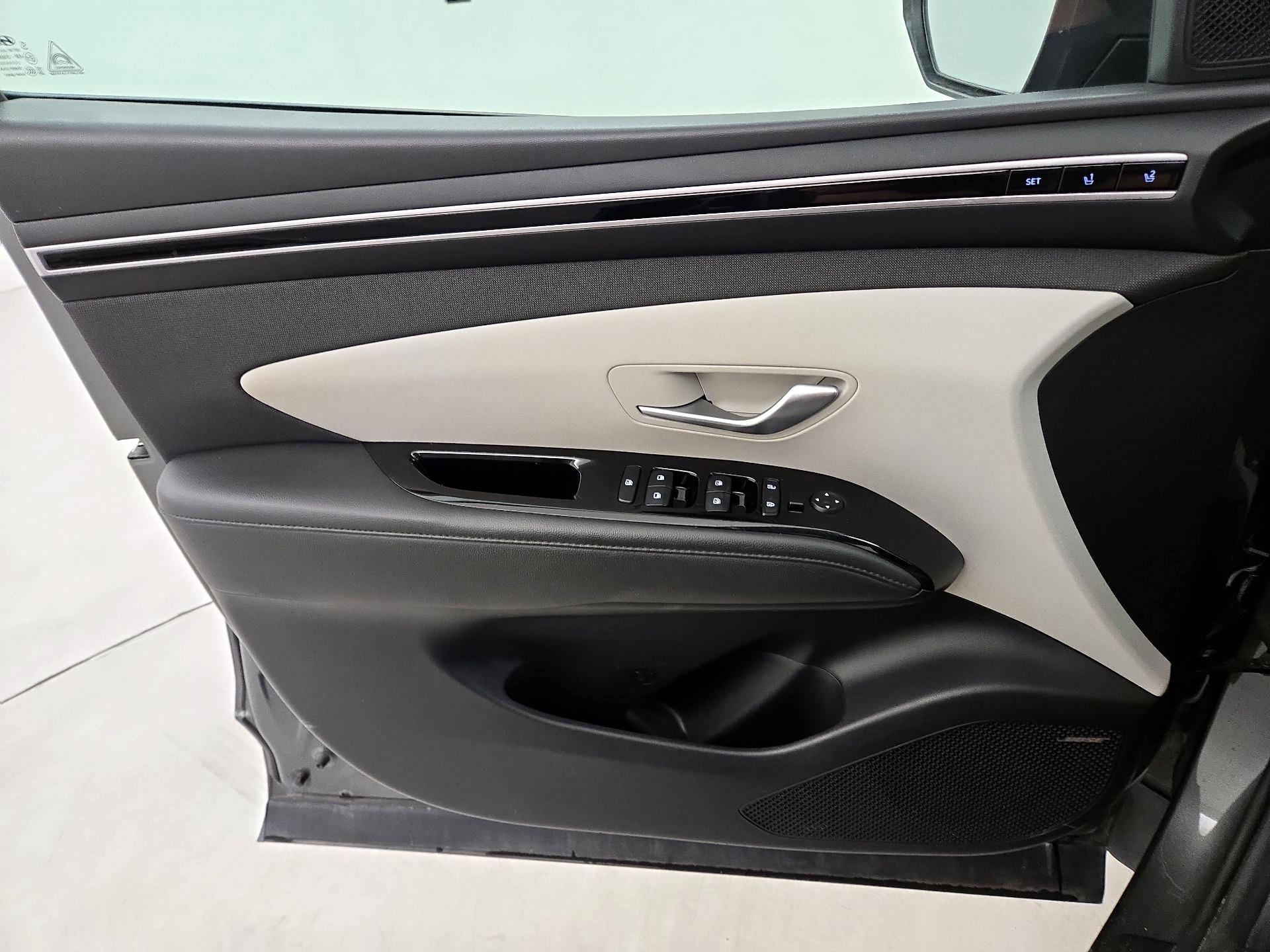 Thumbnail: 2023 Hyundai Tucson - 12