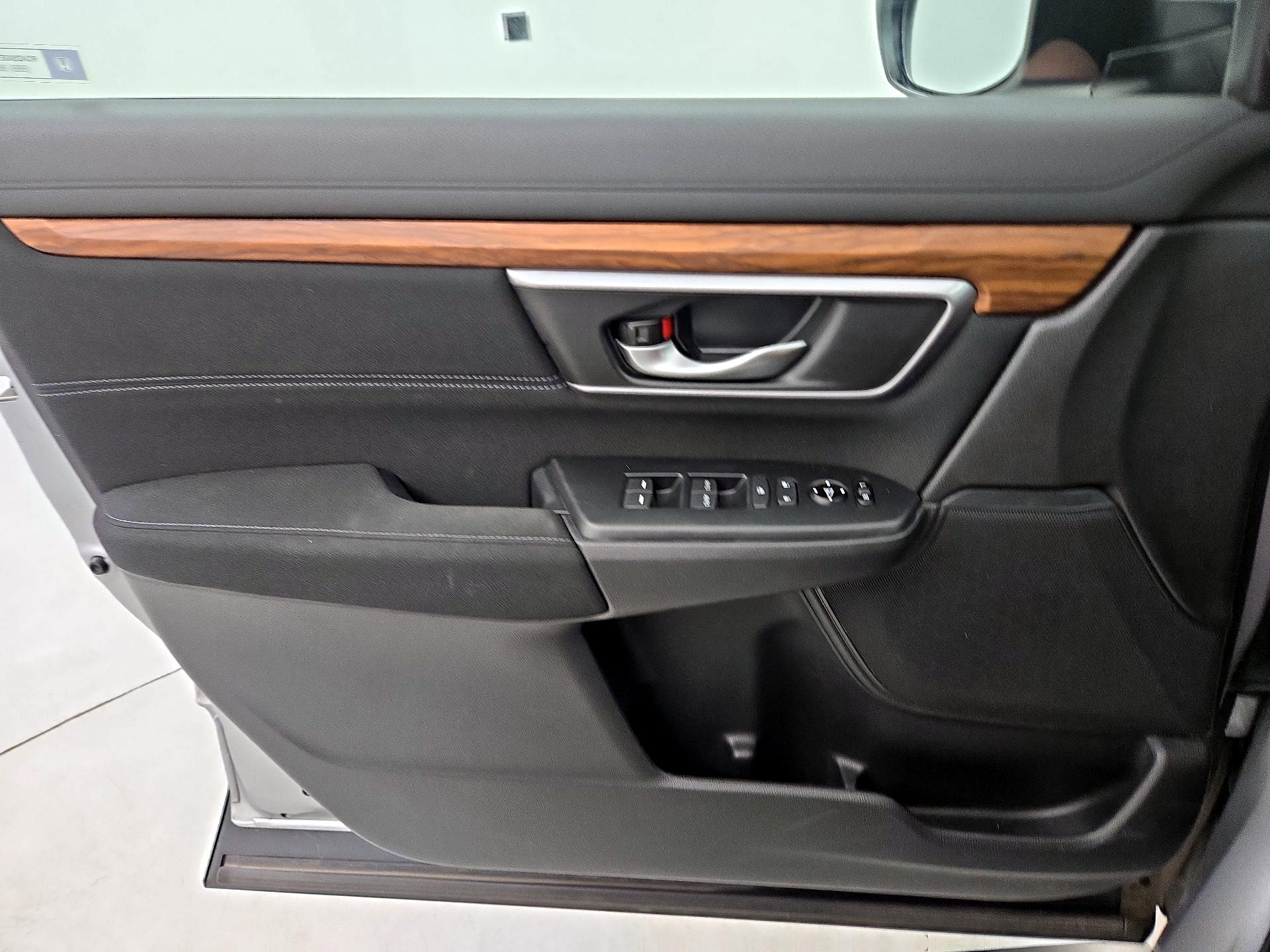 Thumbnail: 2017 Honda CR-V - 12