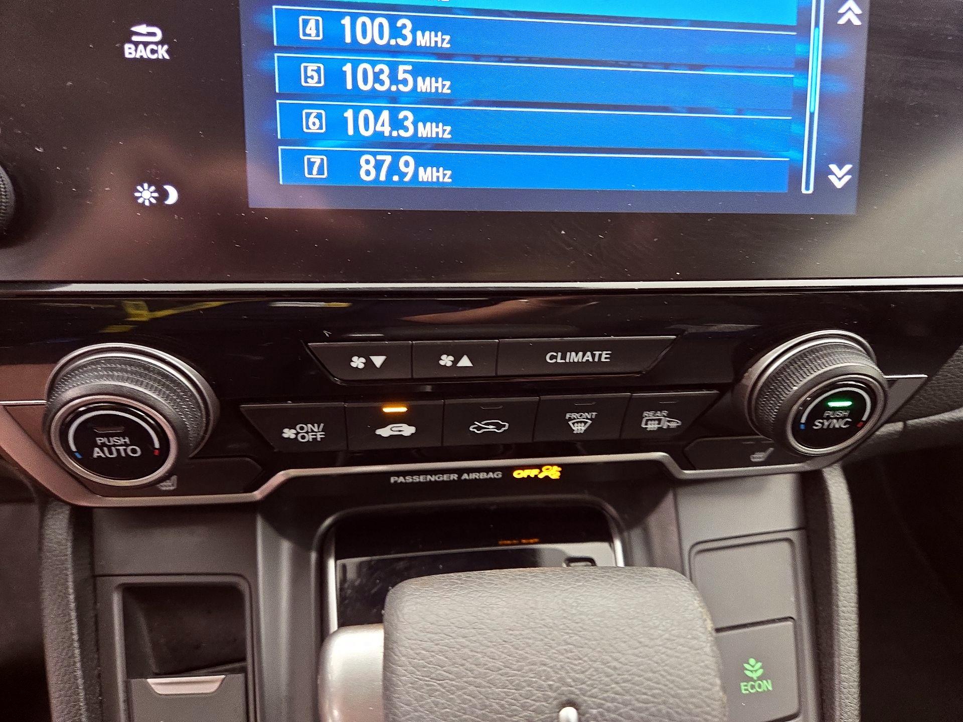 Thumbnail: 2017 Honda CR-V - 16