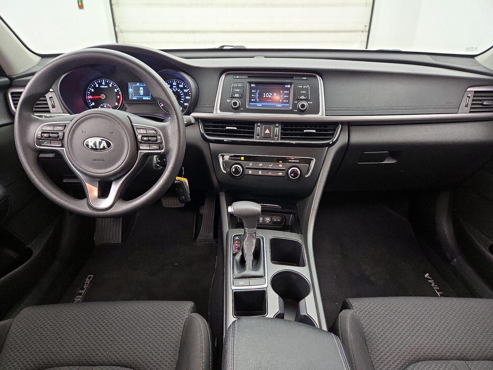 Thumbnail: 2016 Kia Optima - 9