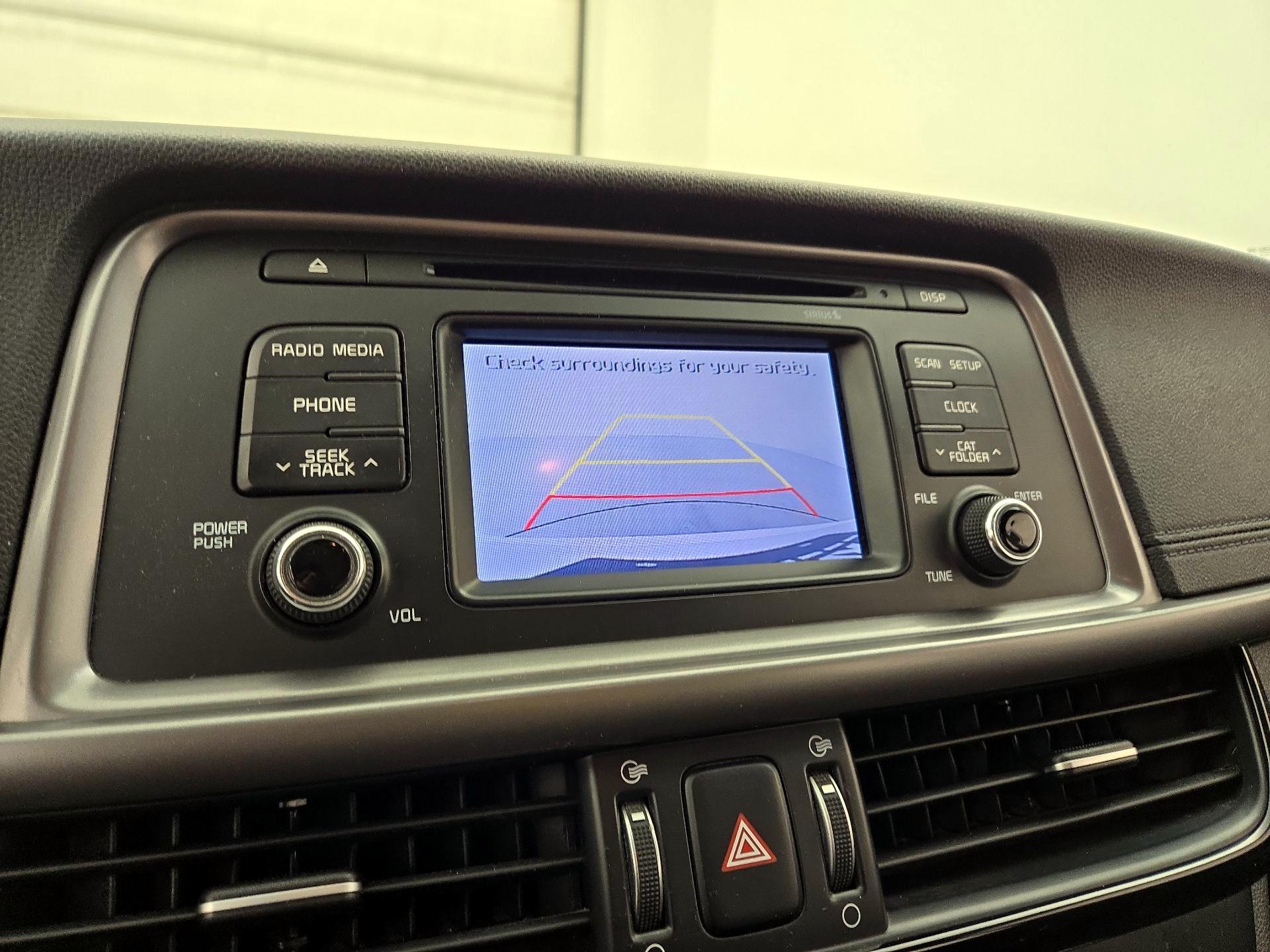 Thumbnail: 2016 Kia Optima - 14