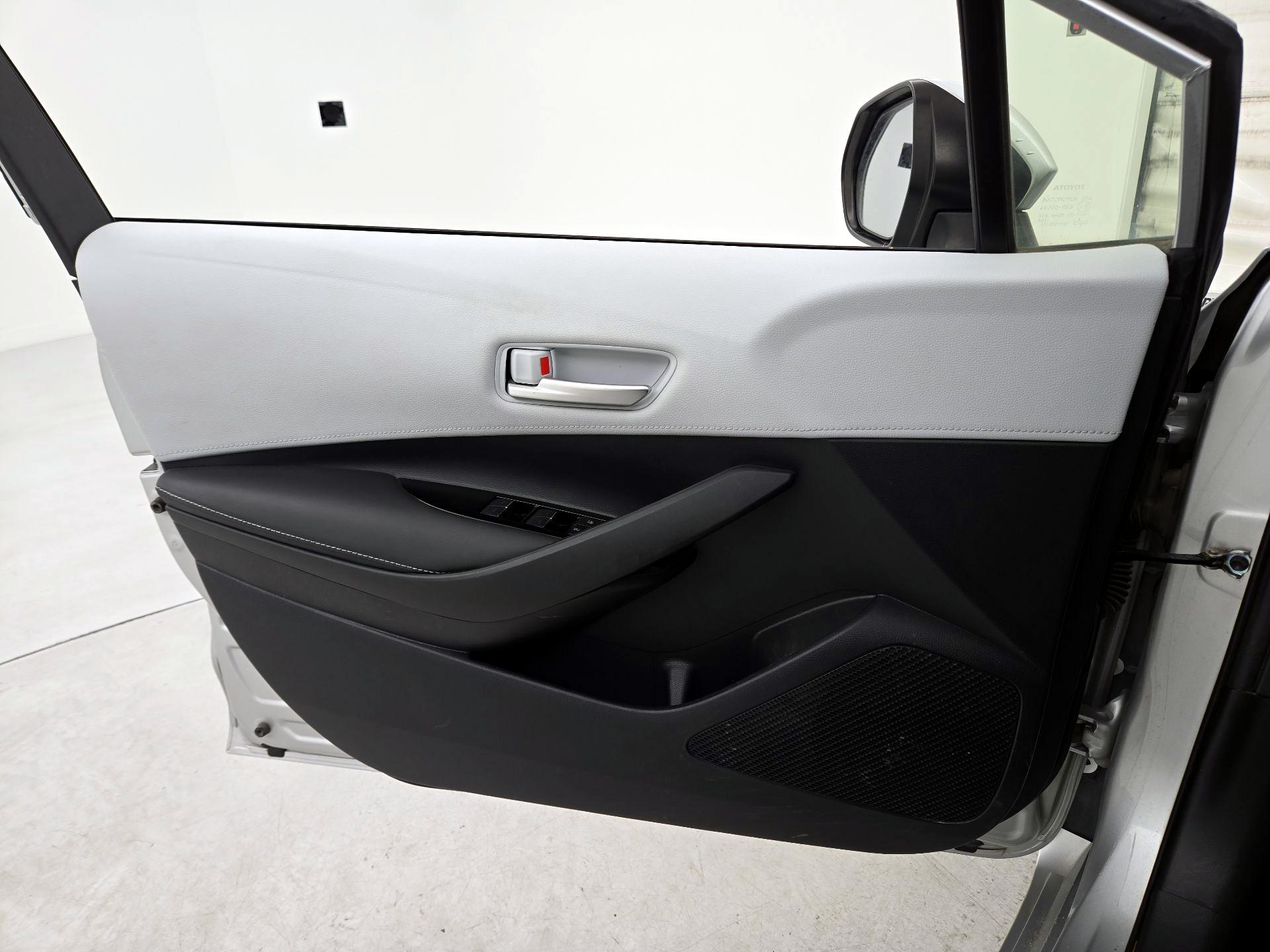 Thumbnail: 2020 Toyota Corolla - 12