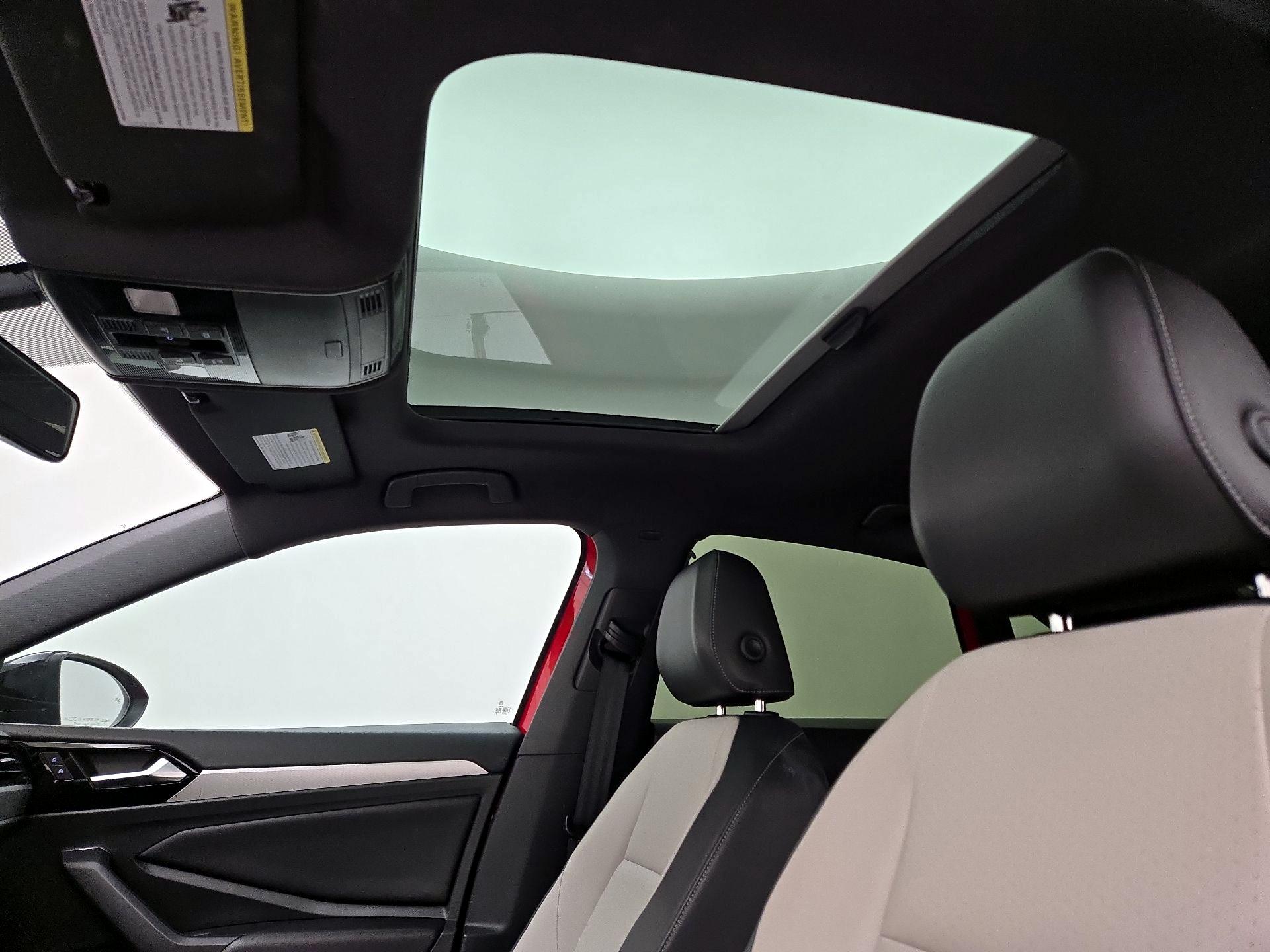 Thumbnail: 2019 Volkswagen Jetta - 19