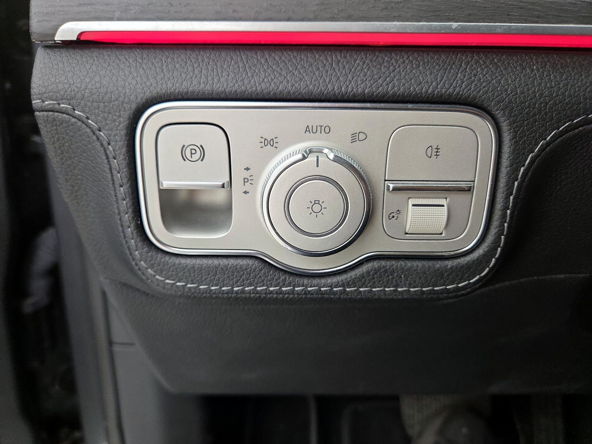 Thumbnail: 2021 Mercedes-Benz GLE - 13