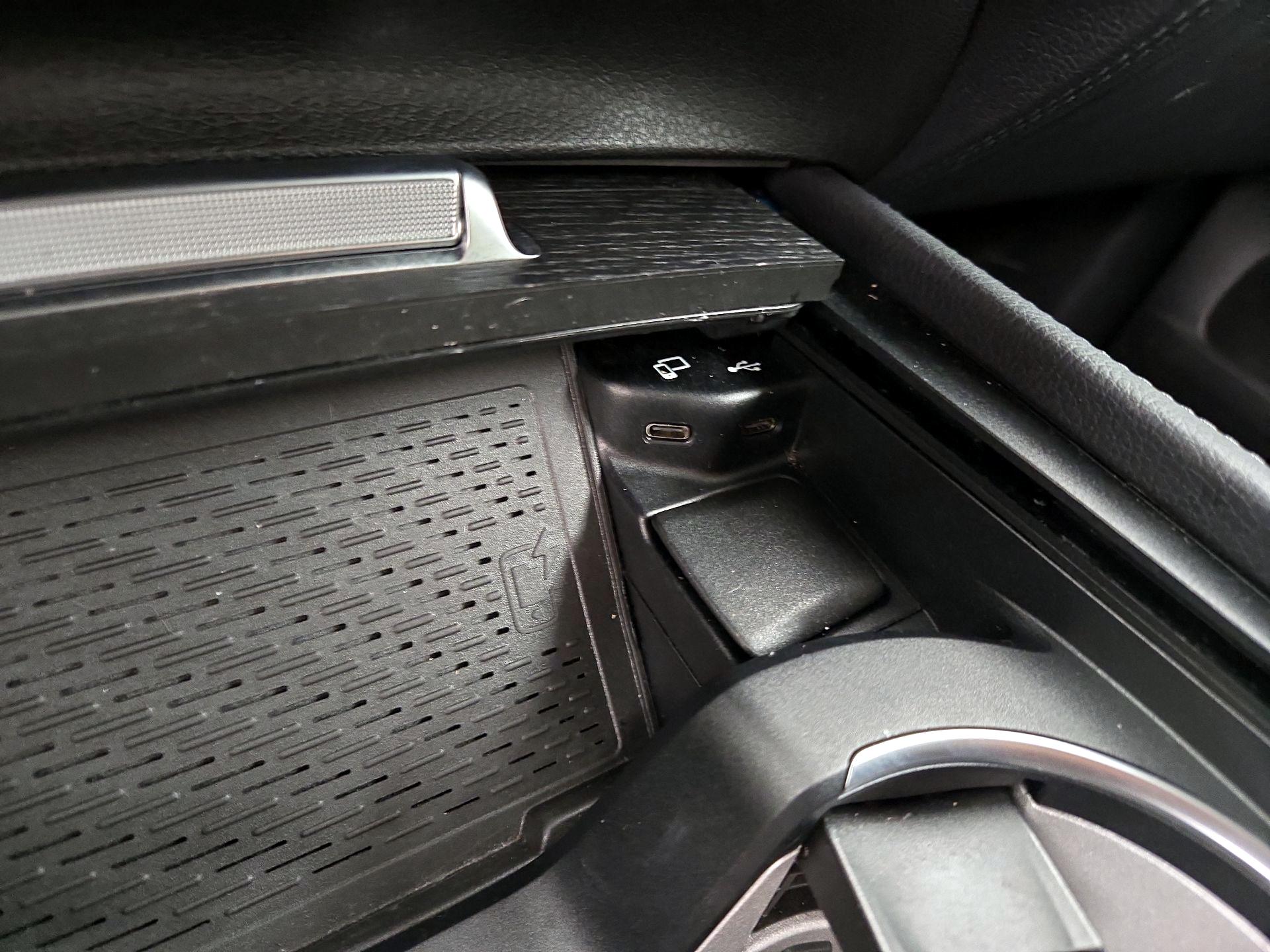 Thumbnail: 2021 Mercedes-Benz GLE - 19