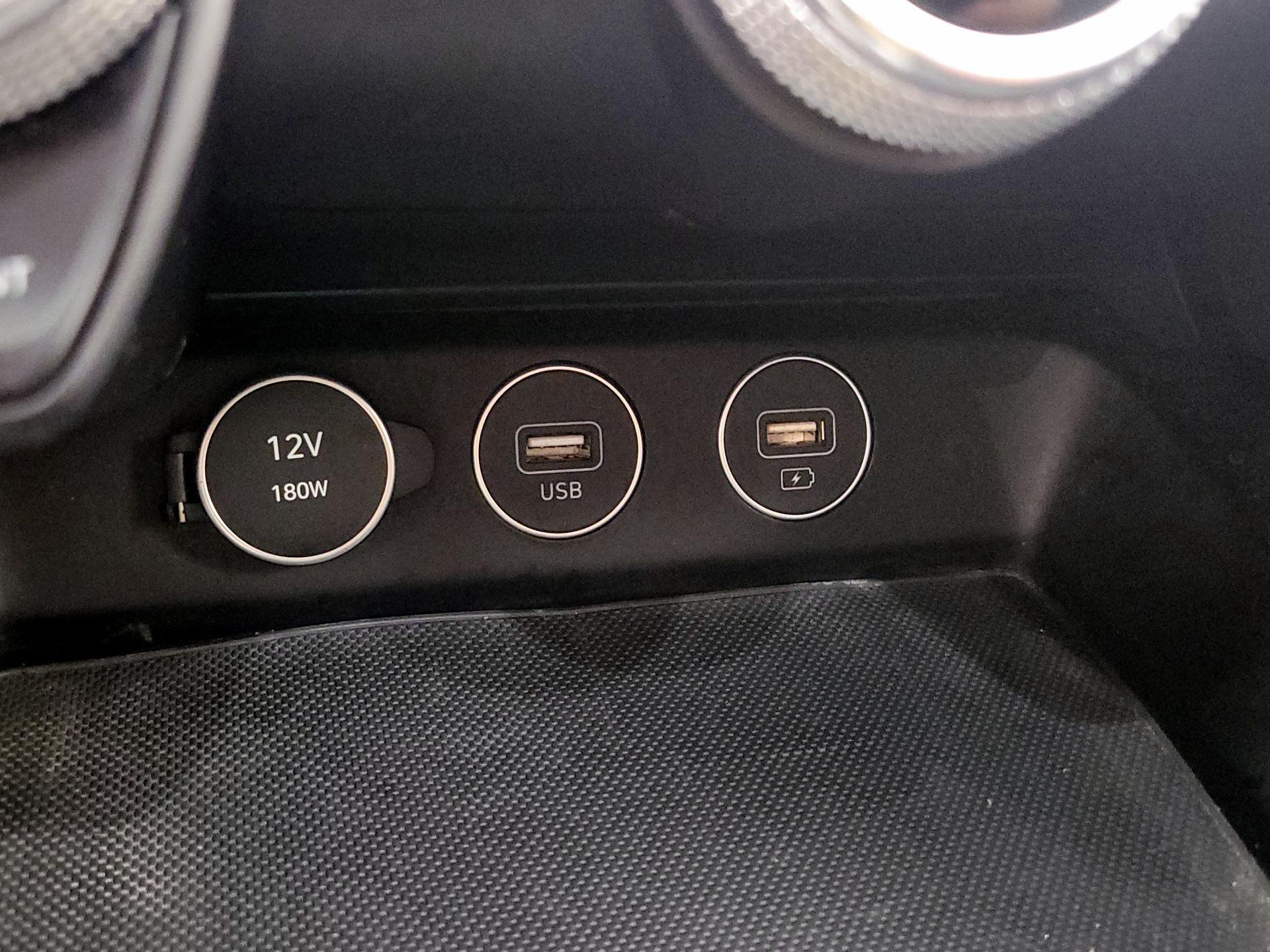 Thumbnail: 2023 Genesis G70 - 19