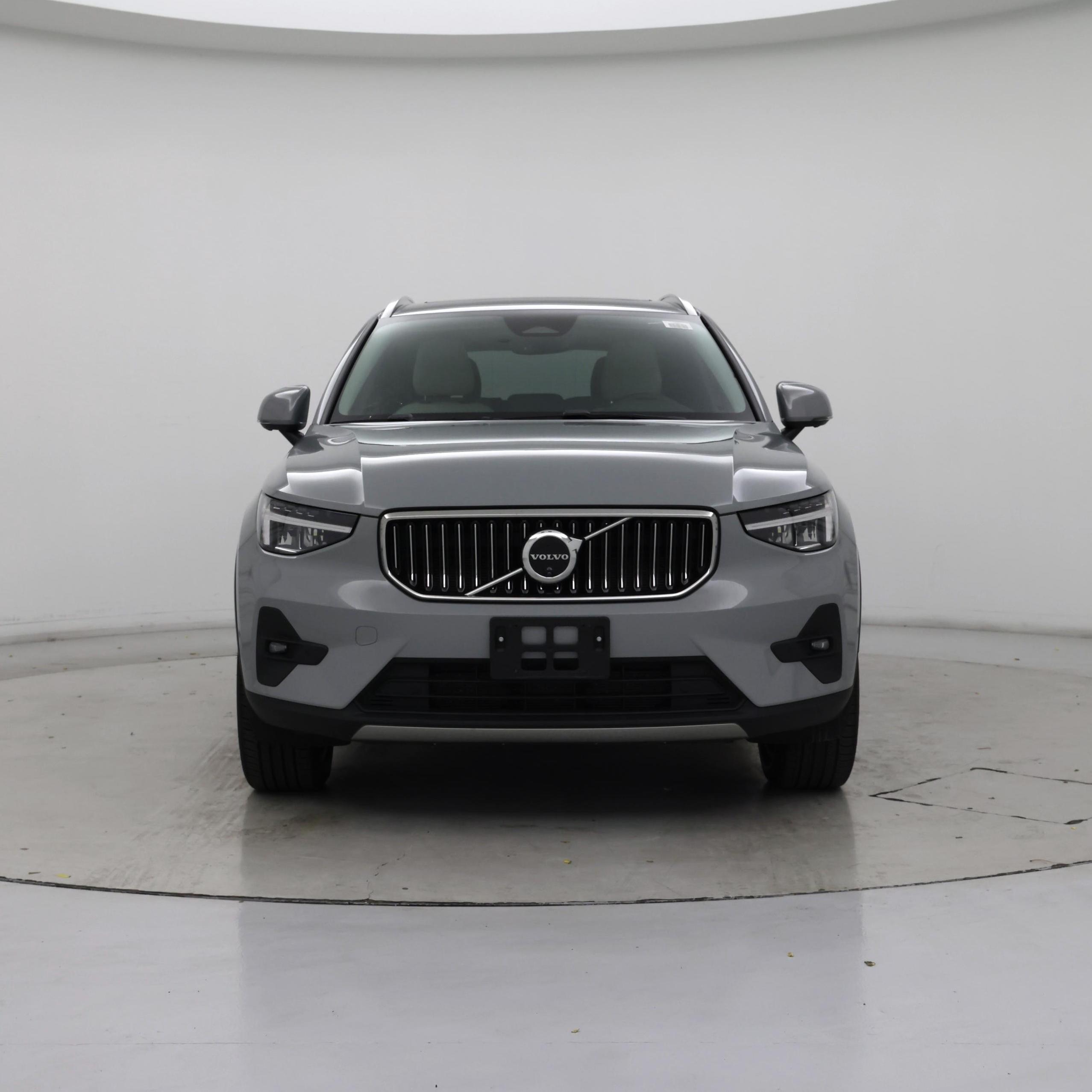 Thumbnail: 2024 Volvo XC40 - 5