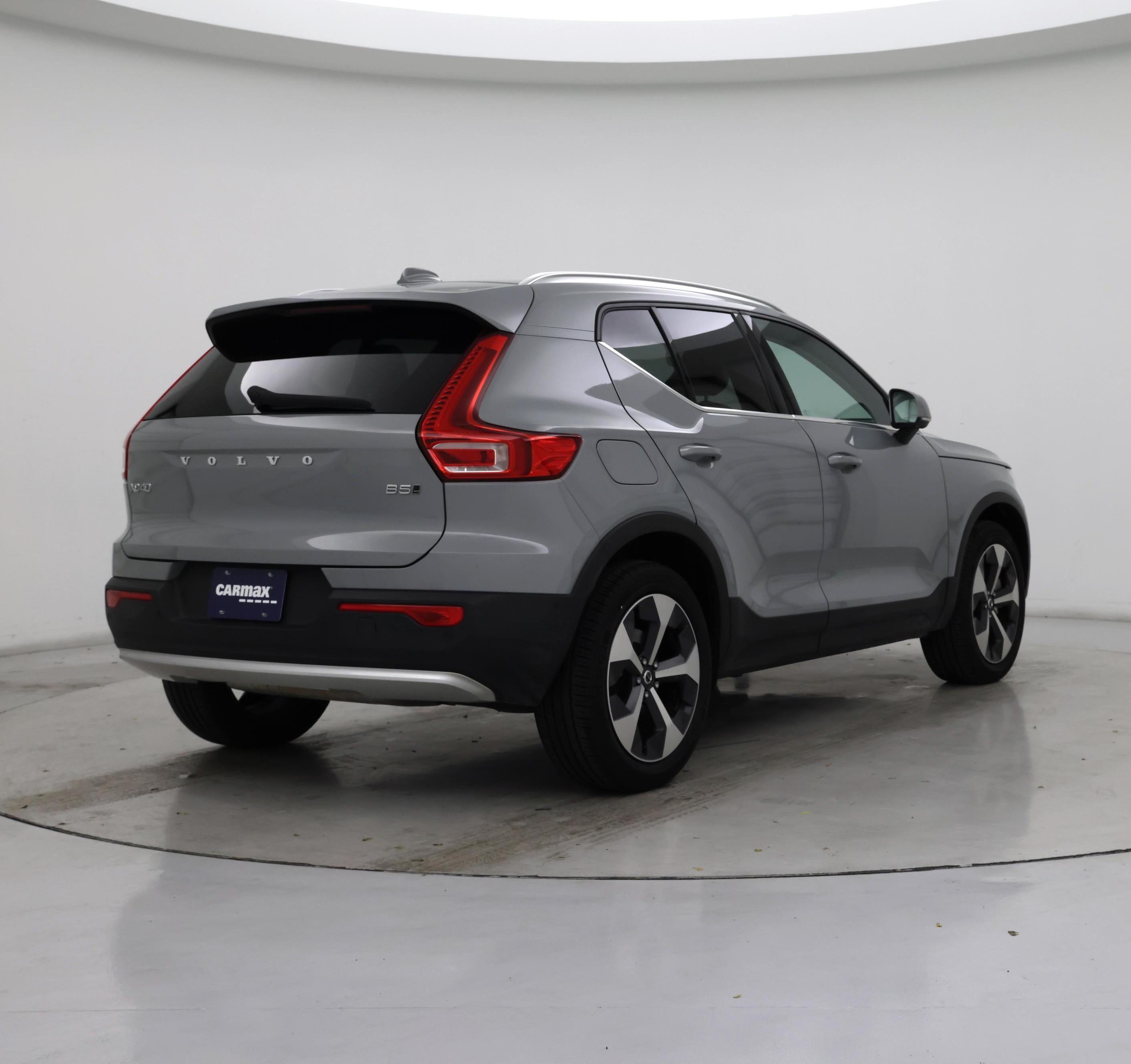 Thumbnail: 2024 Volvo XC40 - 8