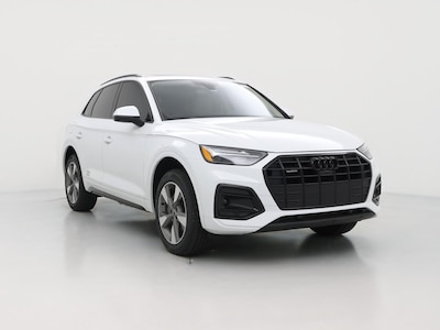 White 2024 Audi Q5 Premium Plus