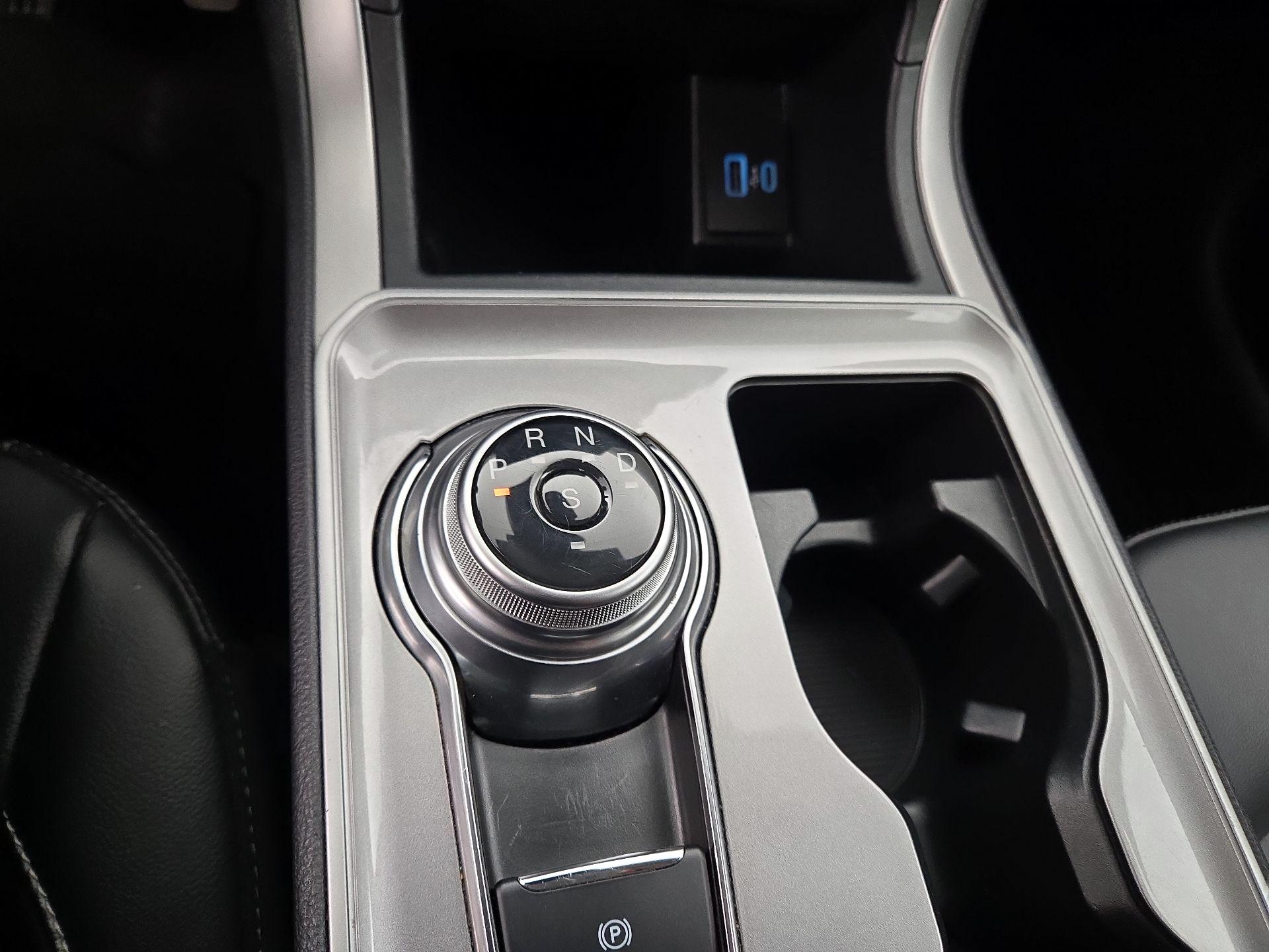 Thumbnail: 2024 Ford Edge - 17