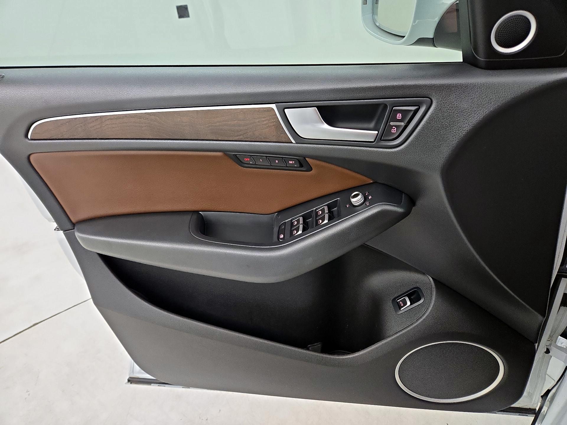 Thumbnail: 2015 Audi Q5 - 12