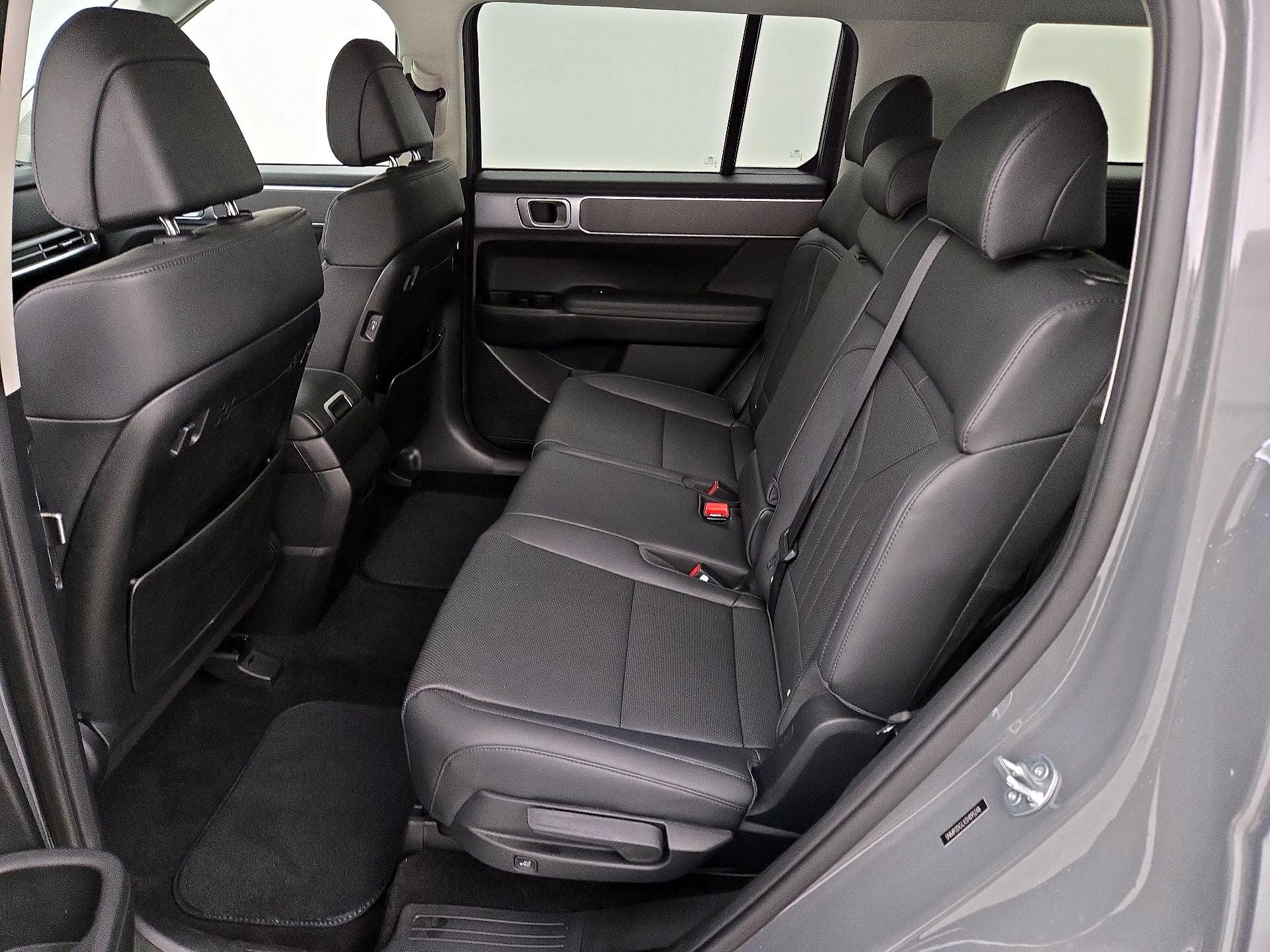 Thumbnail: 2025 Hyundai Santa Fe - 19