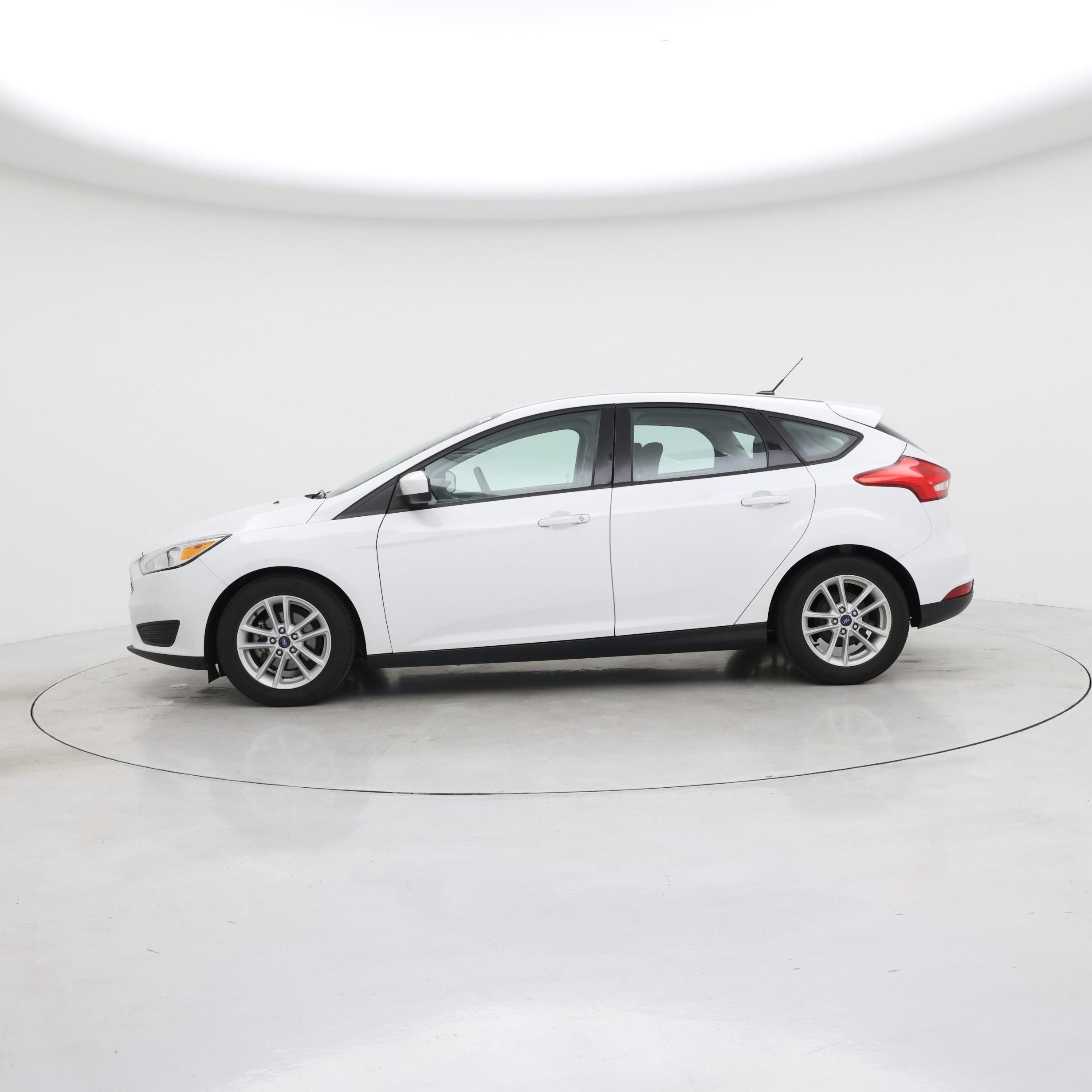 Thumbnail: 2018 Ford Focus - 3