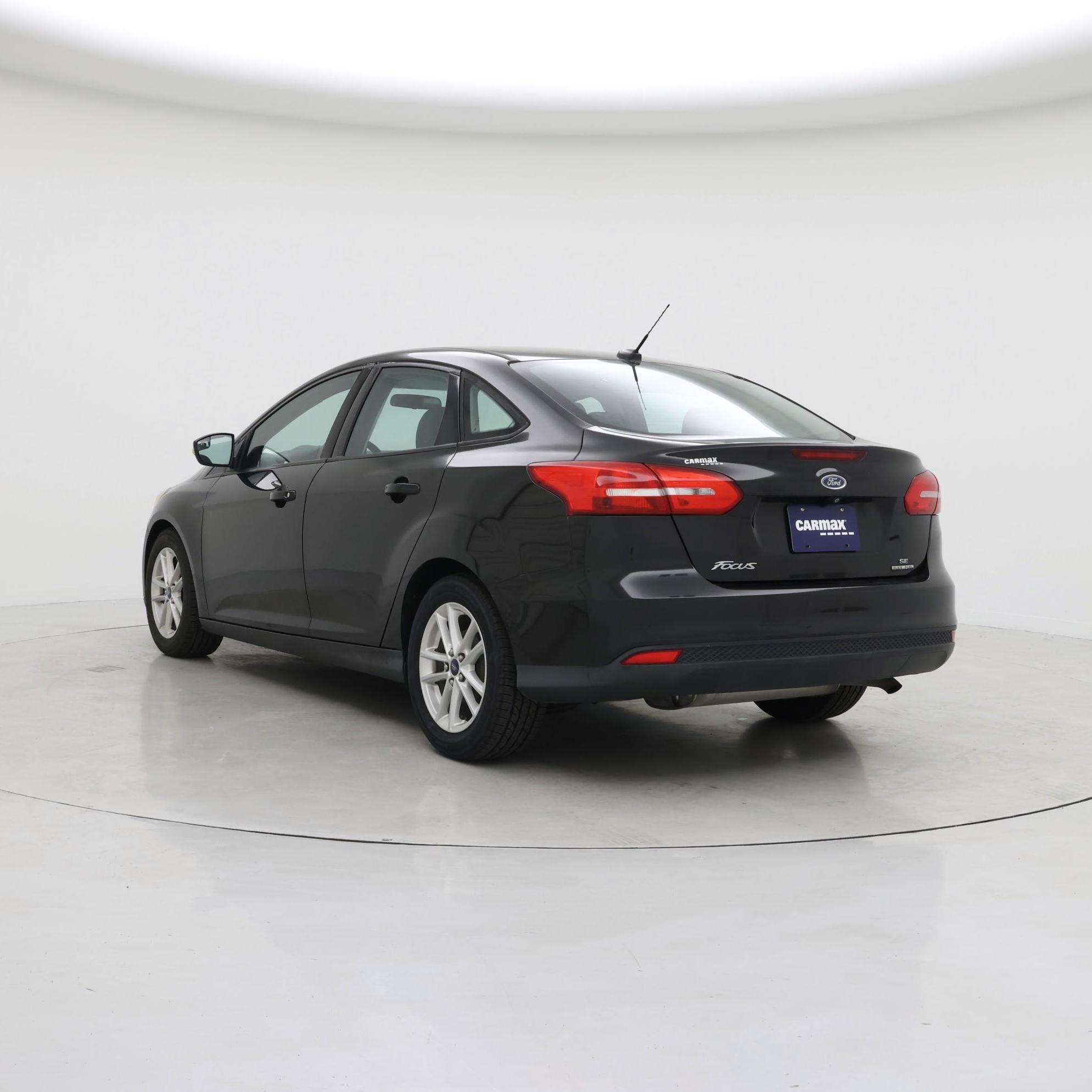 Thumbnail: 2015 Ford Focus - 2