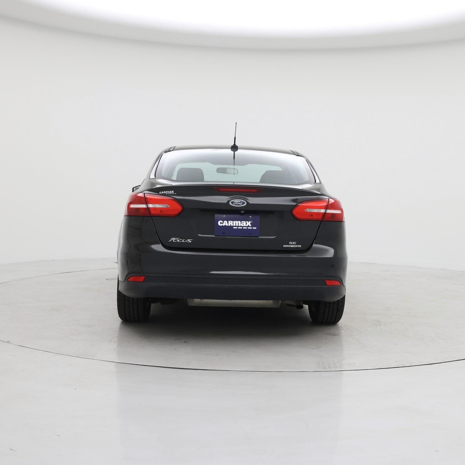 Thumbnail: 2015 Ford Focus - 6